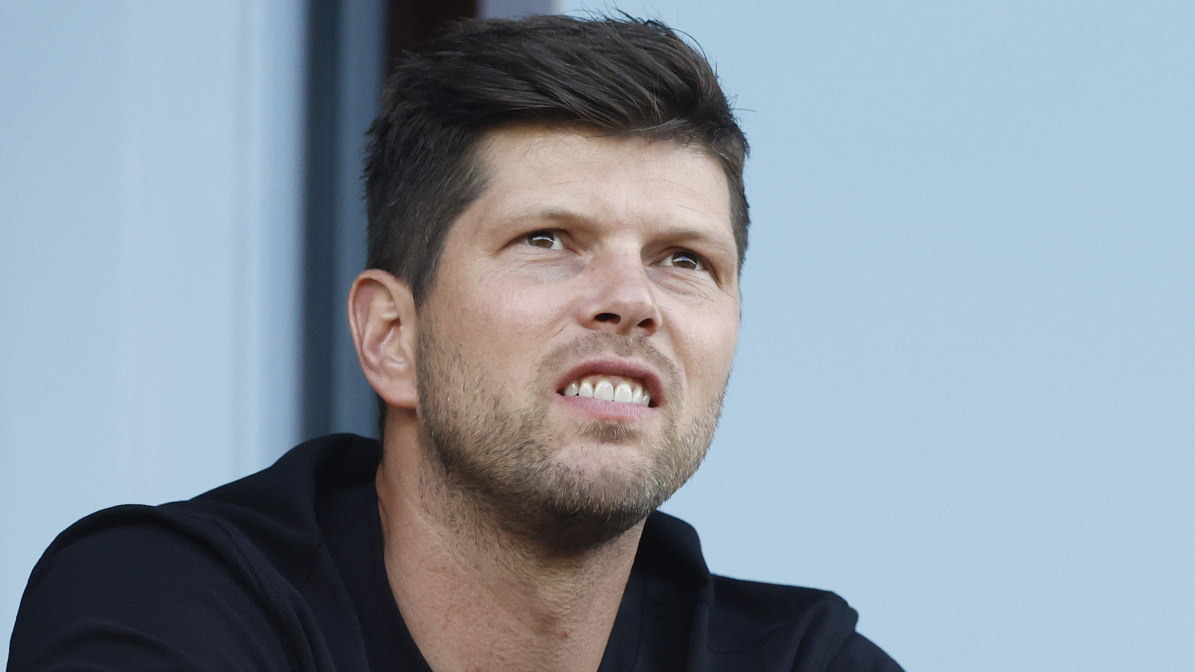 Klaas-Jan Huntelaar (42) openhartig over zijn herstel na burn-out: ’Het gaat de goede kant op’