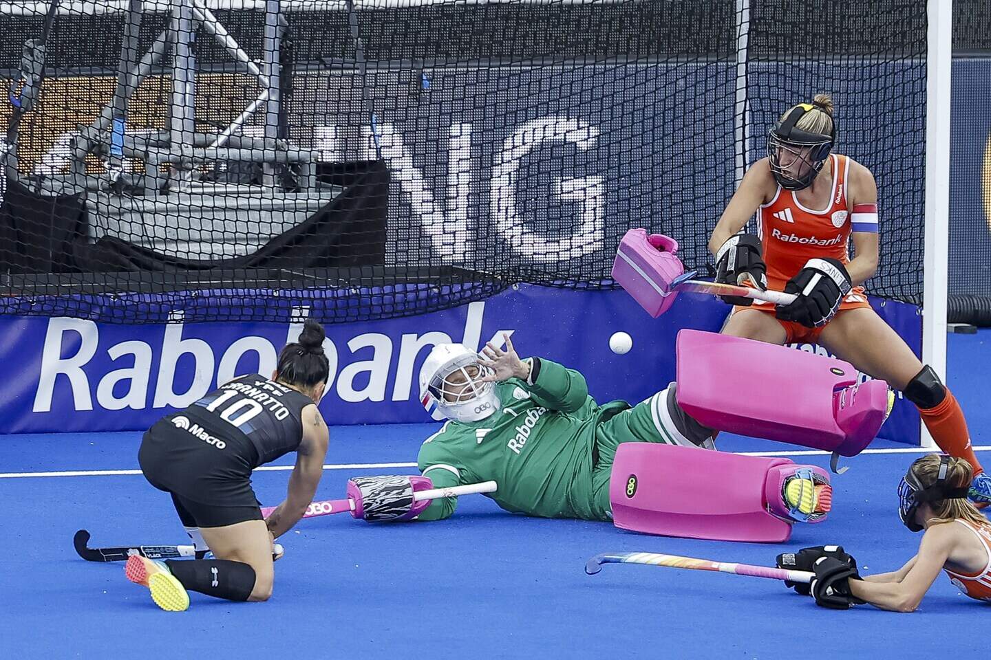 https://prod-img.telegraaf.nl/public/sport/7wlx3m-anp-566515036.jpg/alternates/WIDTH_1440/ANP-566515036.jpg