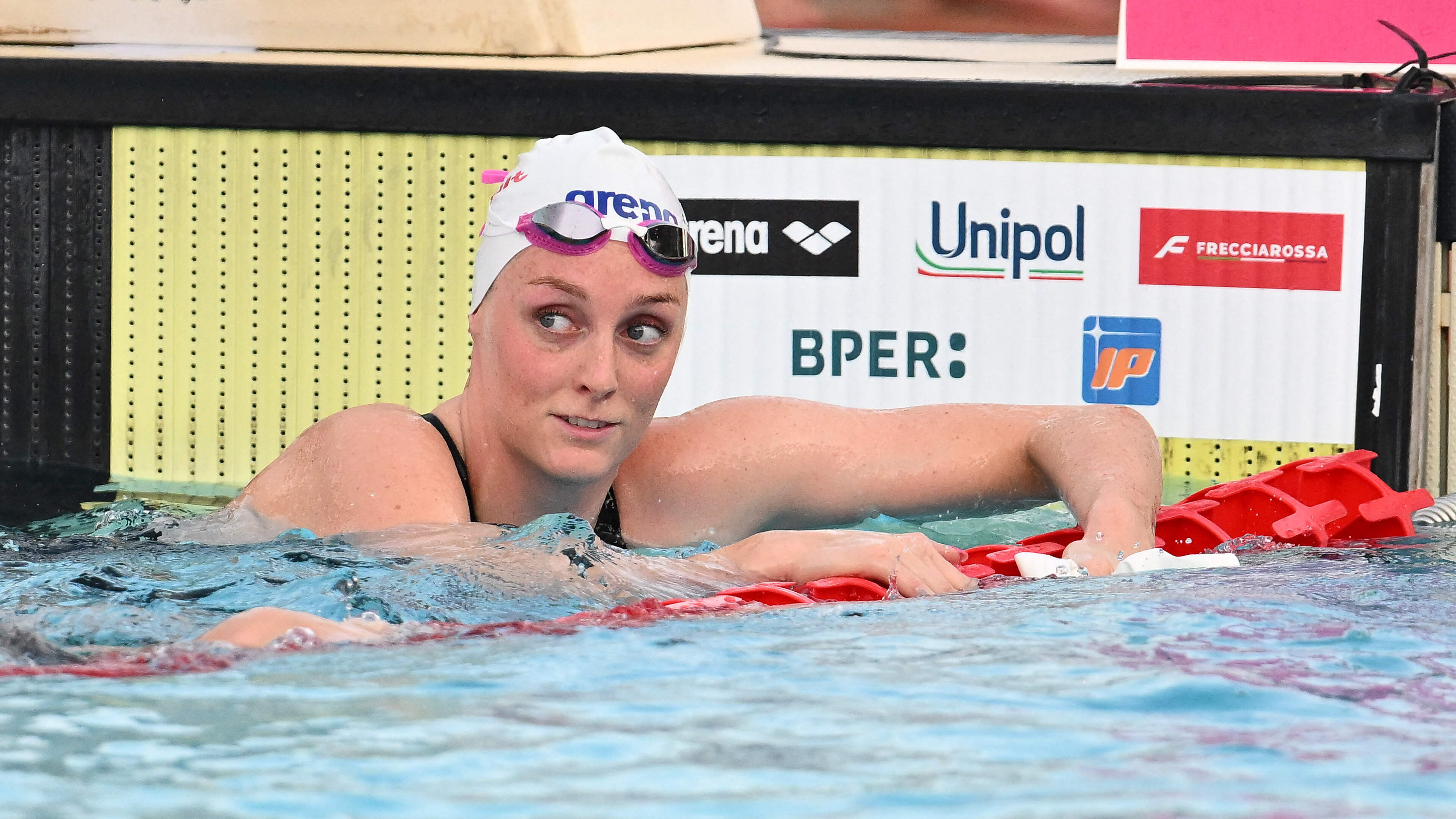 LIVE EK zwemmen | Marrit Steenbergen zwemt kampioenschapsrecord in heats 100 meter vrij