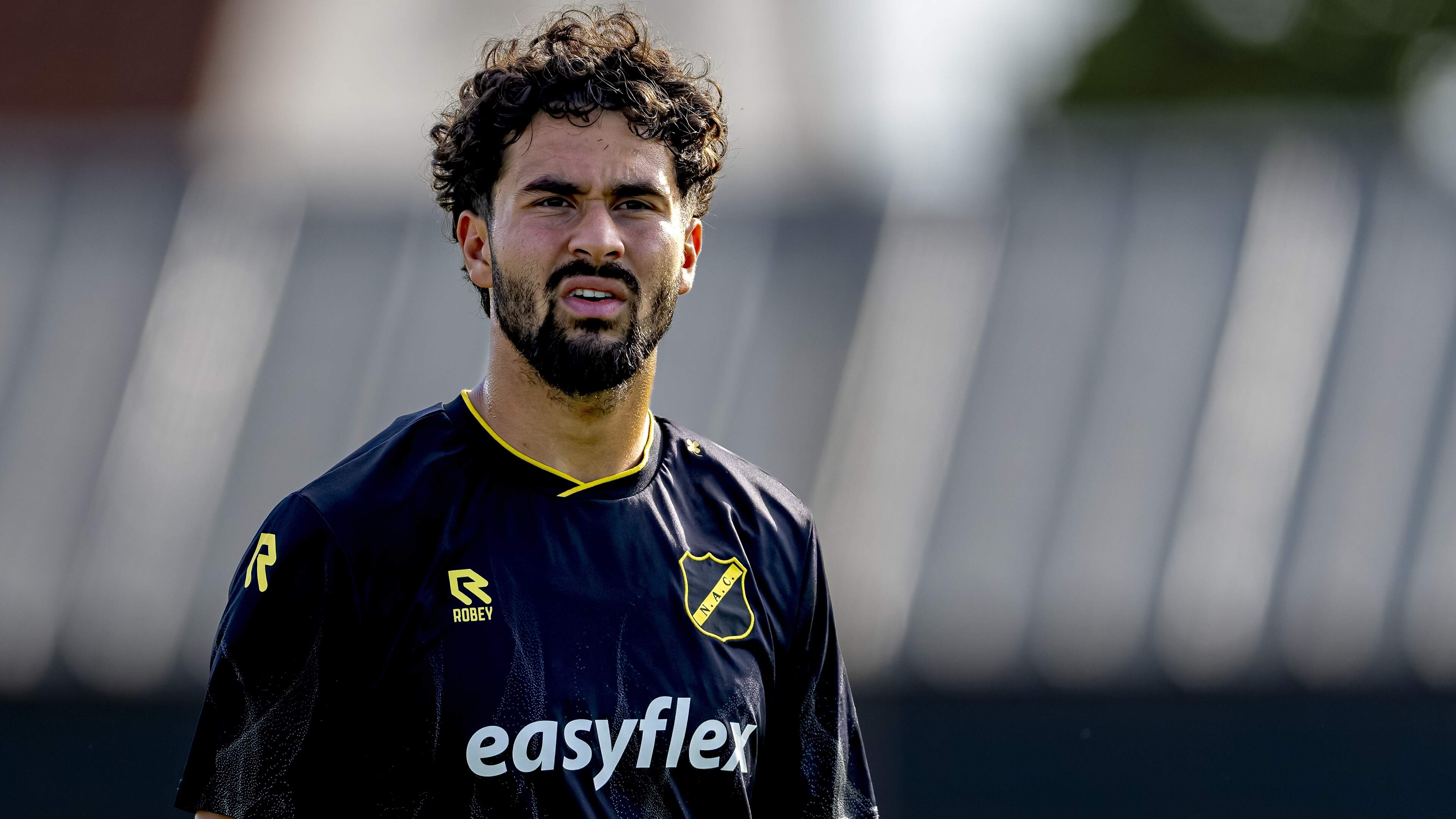 Transfer Rio Hillen naar Polen ketst af op bonussen NAC