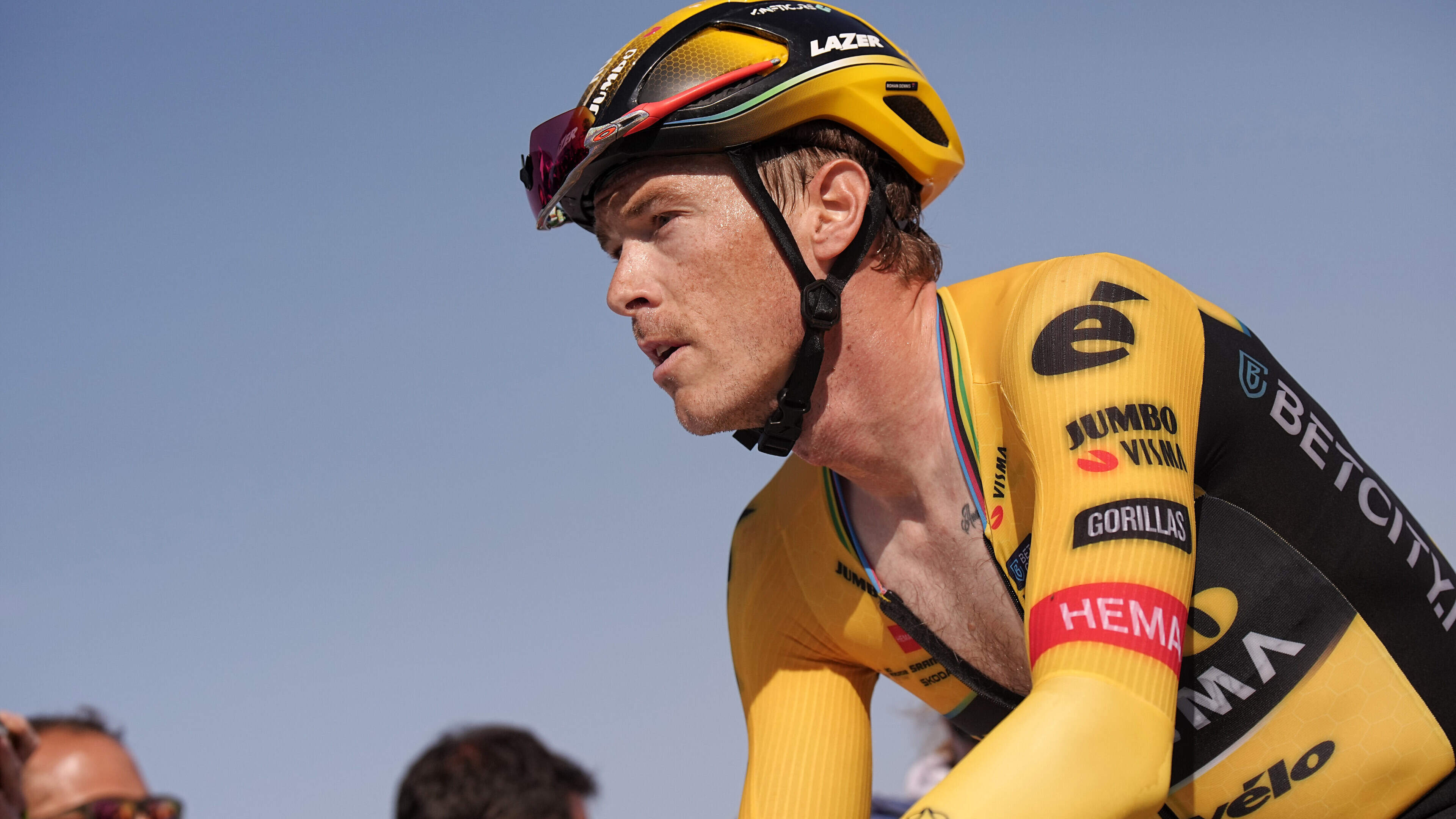 Rohan Dennis 2,5 jaar na doodrijden van zijn vrouw furieus: ’Ik moest eruitzien als de man die haar mishandelde’