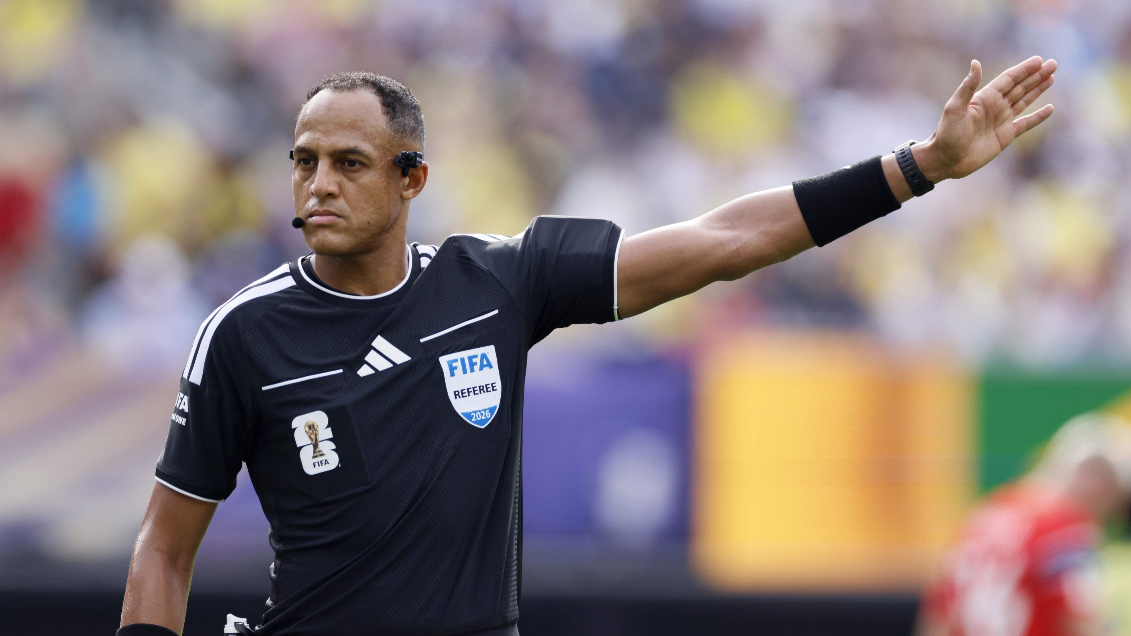 LIVE WK 2026 | Amerikaanse arbiter fluit halve finale Engeland-Argentinië, Higler assistent-VAR bij Frankrijk-Spanje