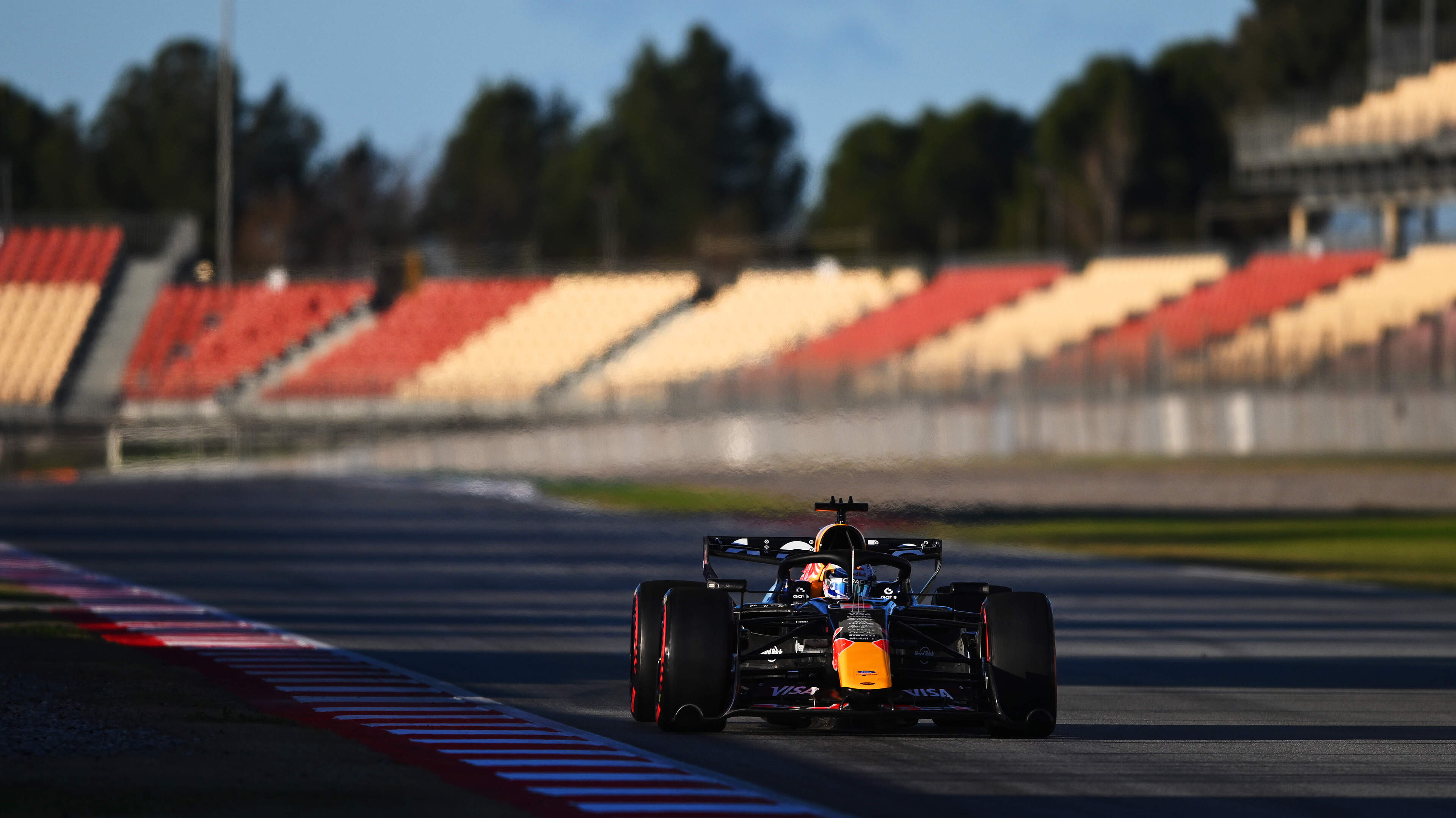Formule 1 gaat verder in Barcelona: op deze tijden komt Max 
