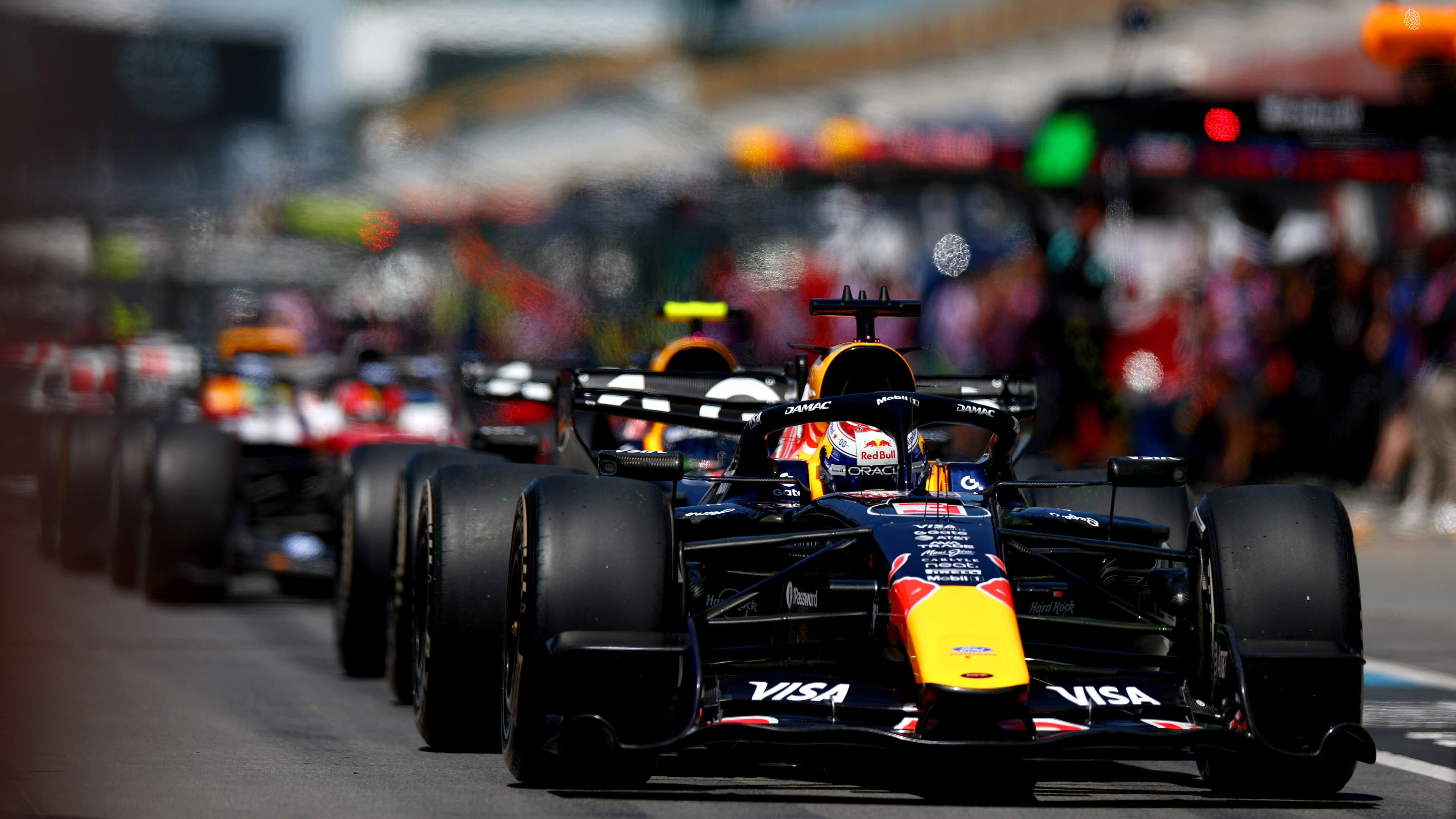 Max Verstappen rijdt vijfde tijd tijdens training vol incidenten in Canada