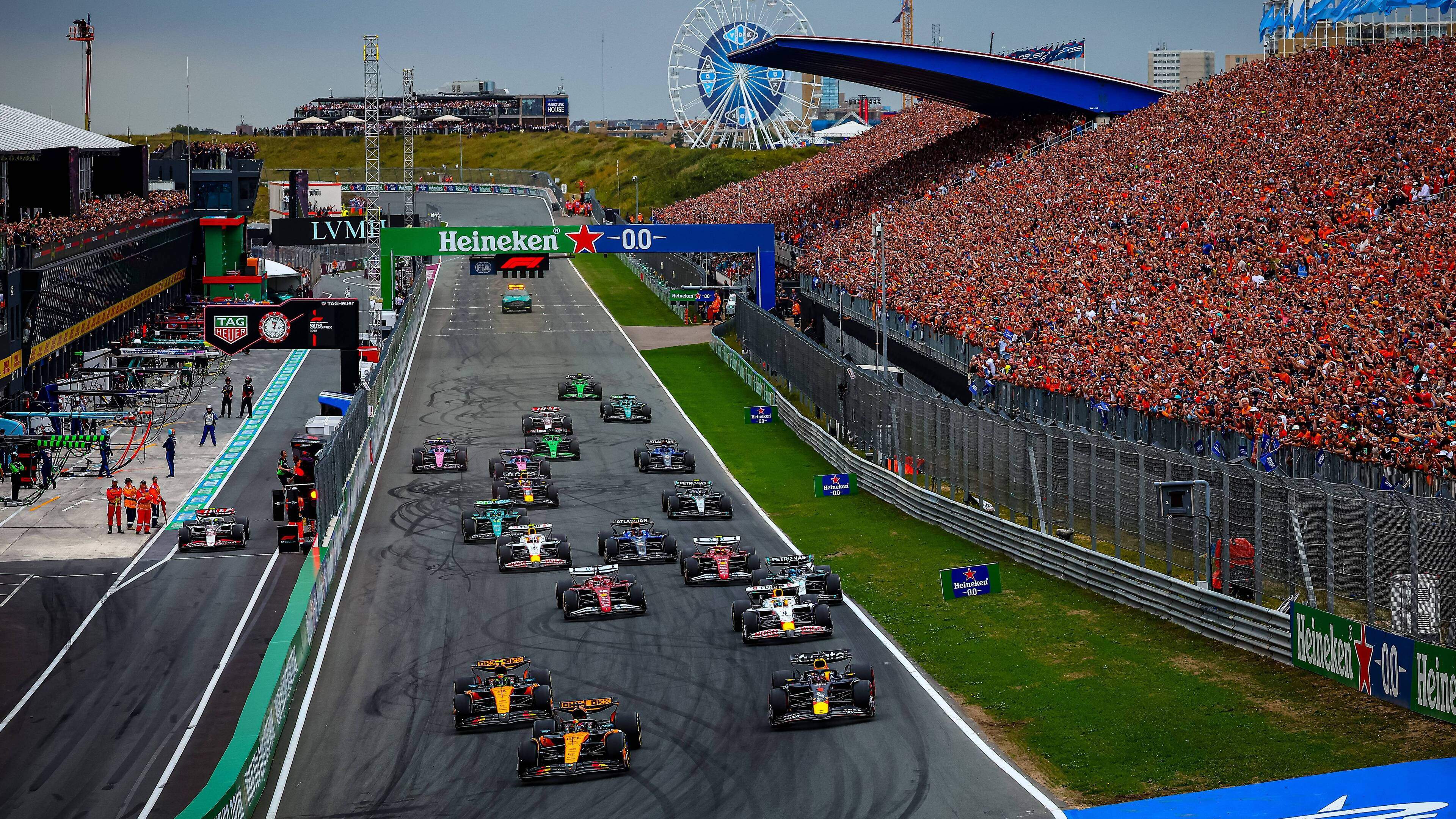 Zandvoort in trek tijdens laatste Formule 1-race: 18 buitenlandse delegaties naar Nederland