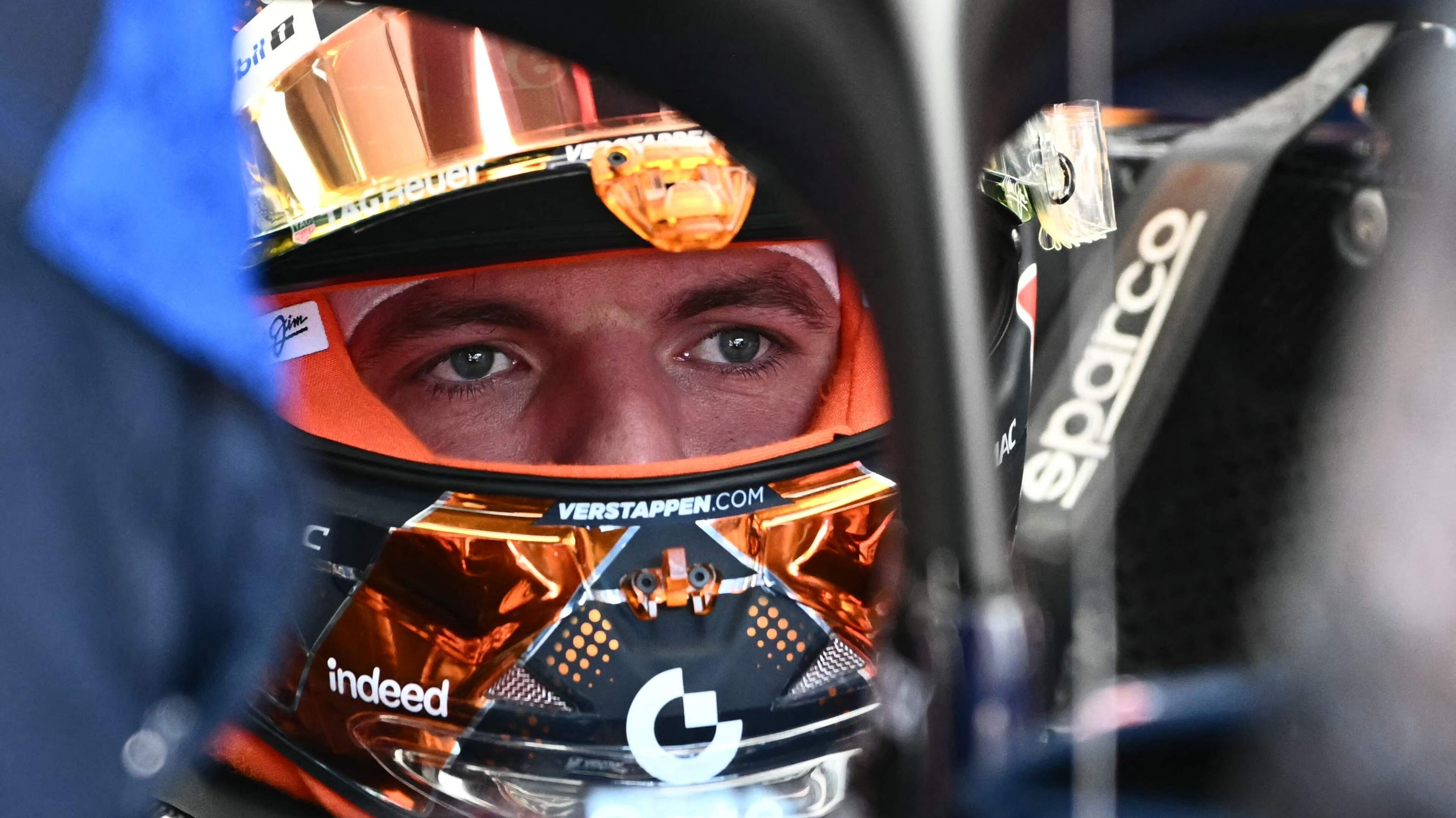 Max Verstappen op achterstand, George Russell rijdt snelste tijd in laatste training voor Grand Prix van Oostenrijk