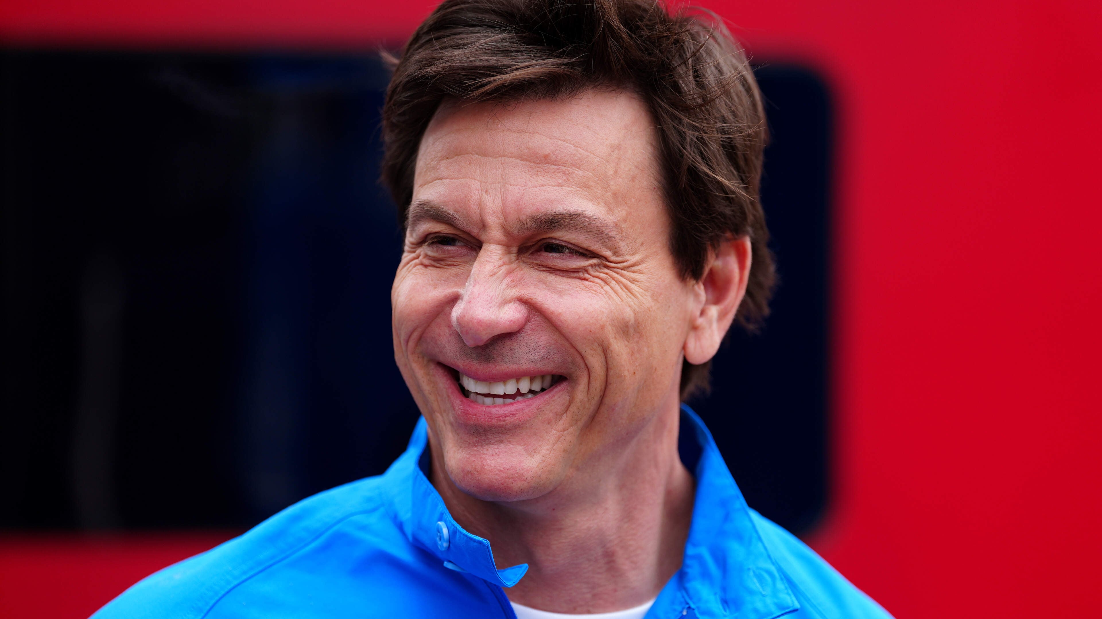 Mercedes-teambaas Toto Wolff na finish achter safety car op Silverstone: ’Had dat liever in 2021 gezien’