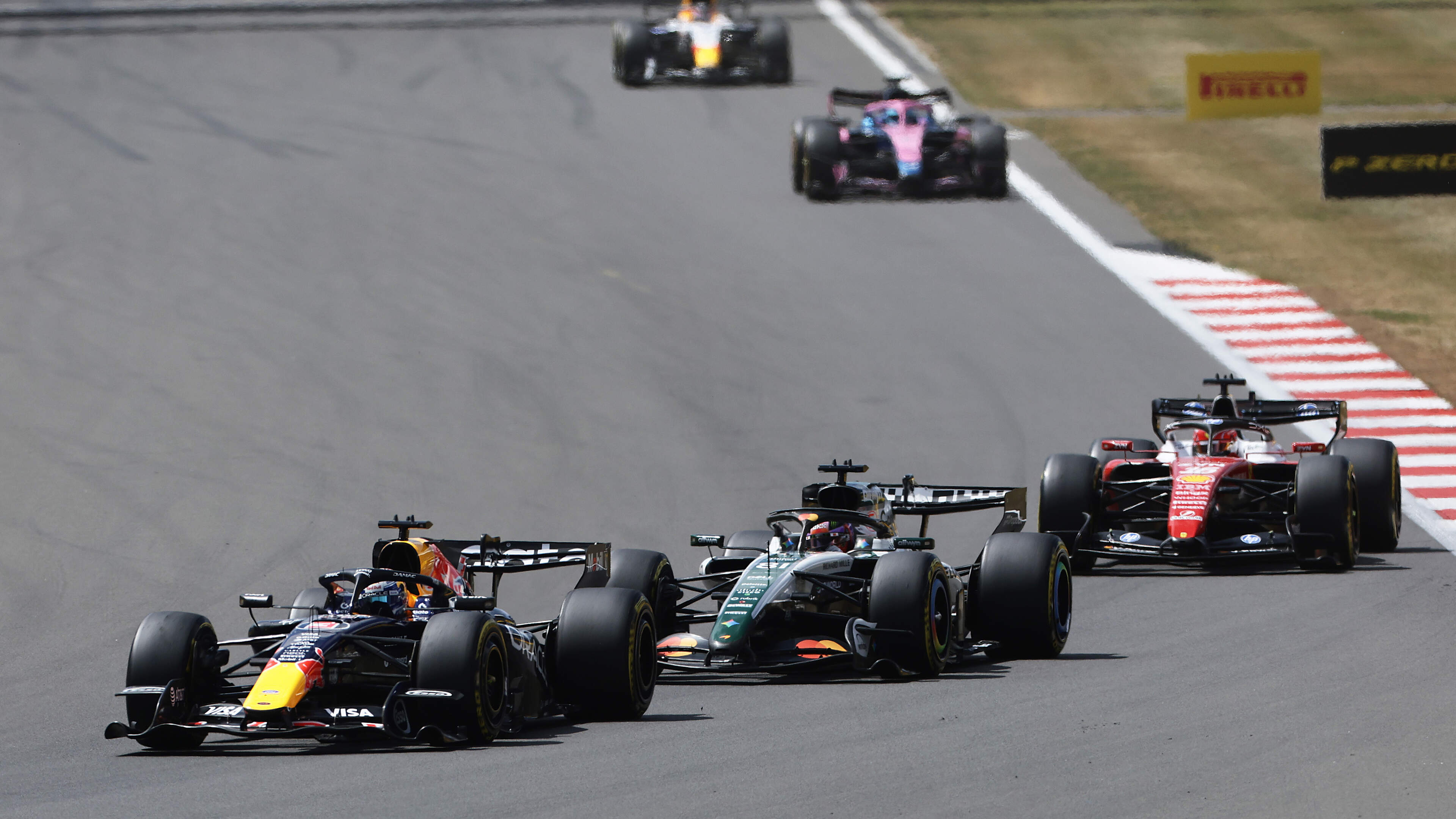 Max Verstappen out of contention in Silverstone sprint race, Kimi Antonelli gets the better of Lewis Hamilton