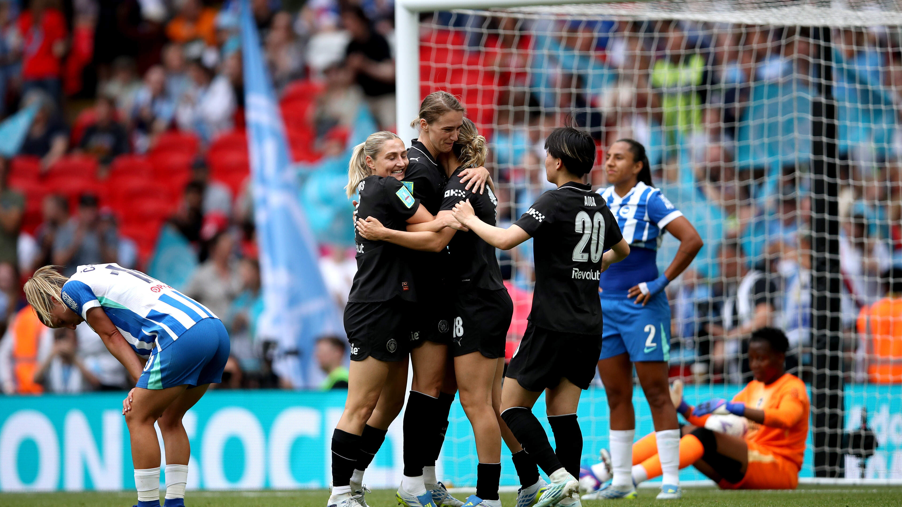 Vivianne Miedema scoort in finale en verovert FA Cup met Manchester City