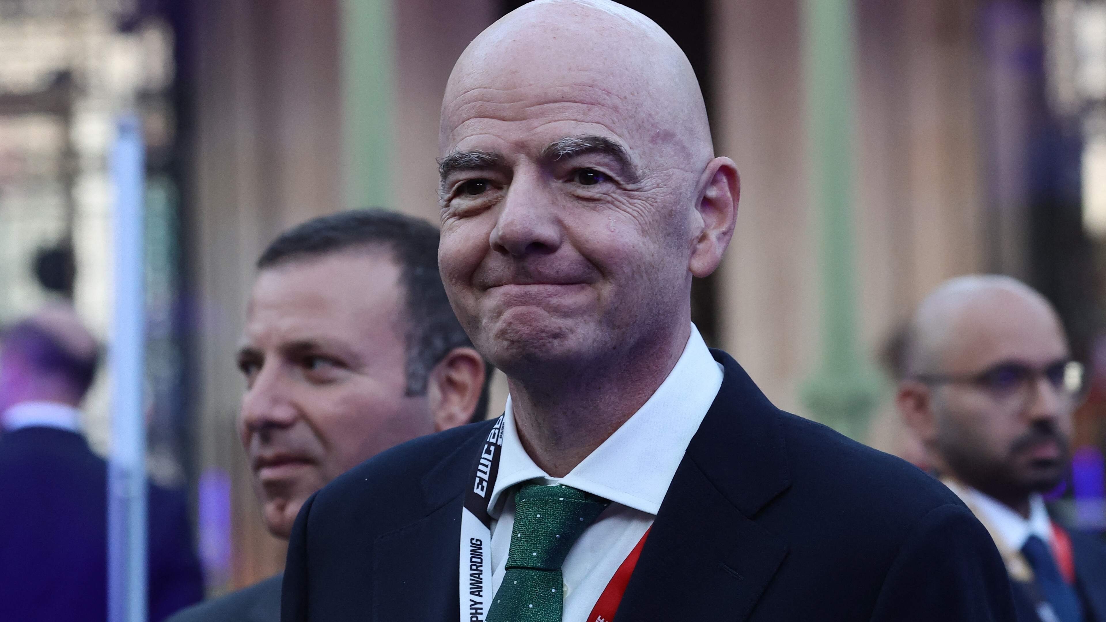 Voetballegendes keren zich tegen FIFA-baas Gianni Infantino: ’Verandering is noodzakelijk’