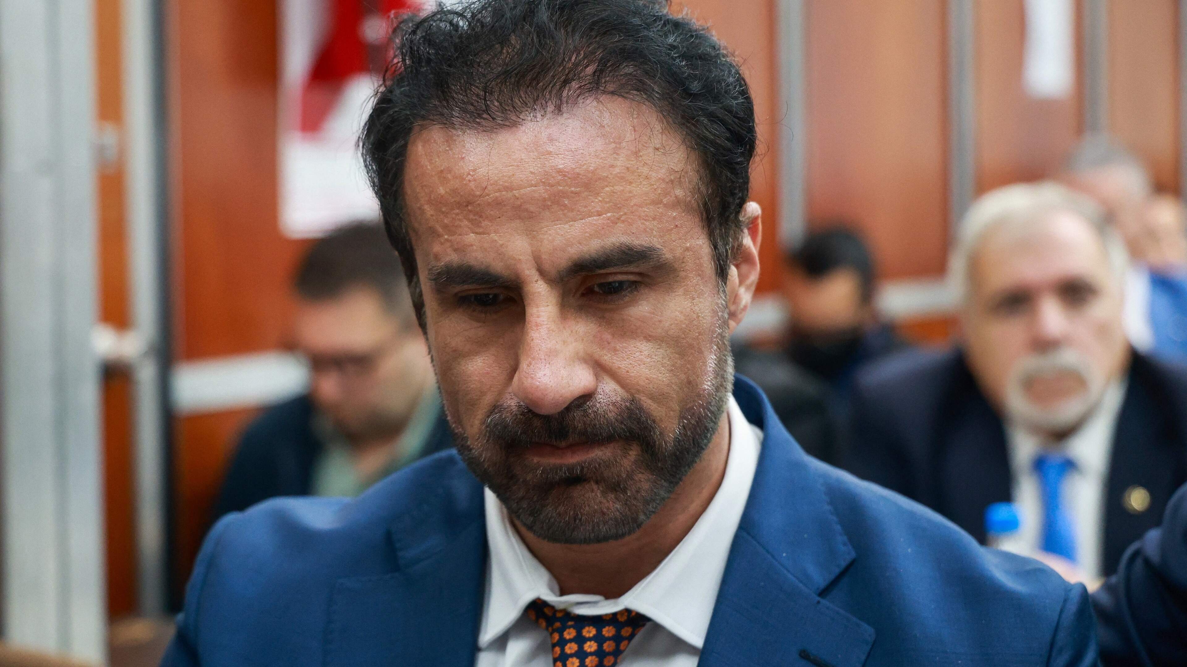 Lijfarts Leopoldo Luque betuigt opnieuw onschuld voor dood Diego Maradona: ’Ik betreur zijn dood ten zeerste’