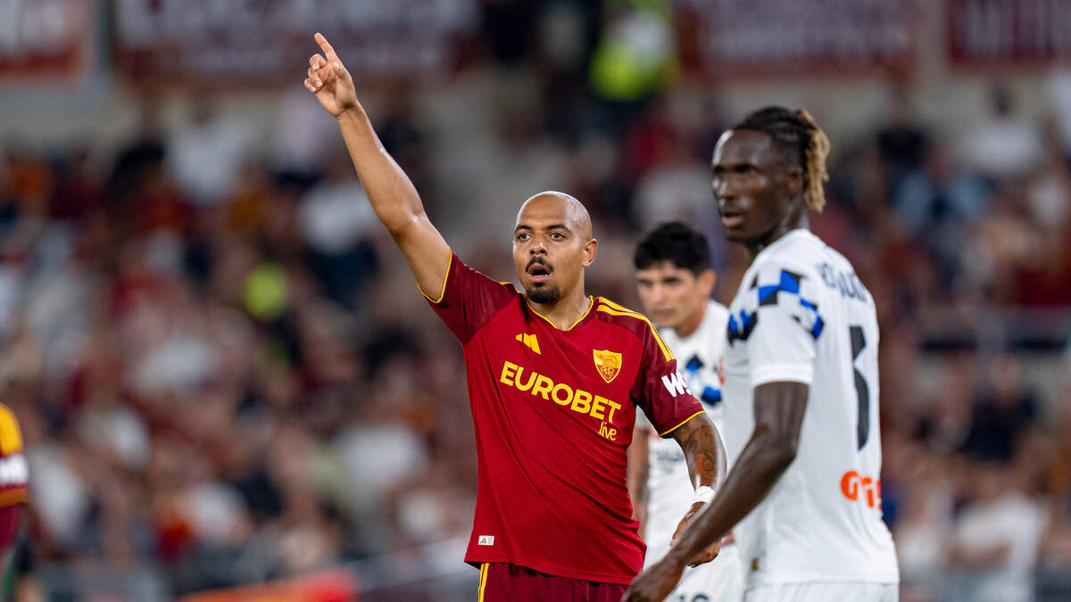 Roma rescue late Atalanta win after Malen’s prolific opening