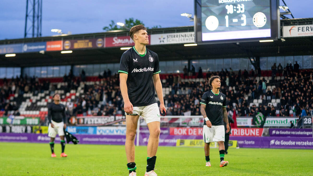 Jong Feyenoordはプロモーションに加えてつかむので、キッチンチャンピオン部門が見えないままです