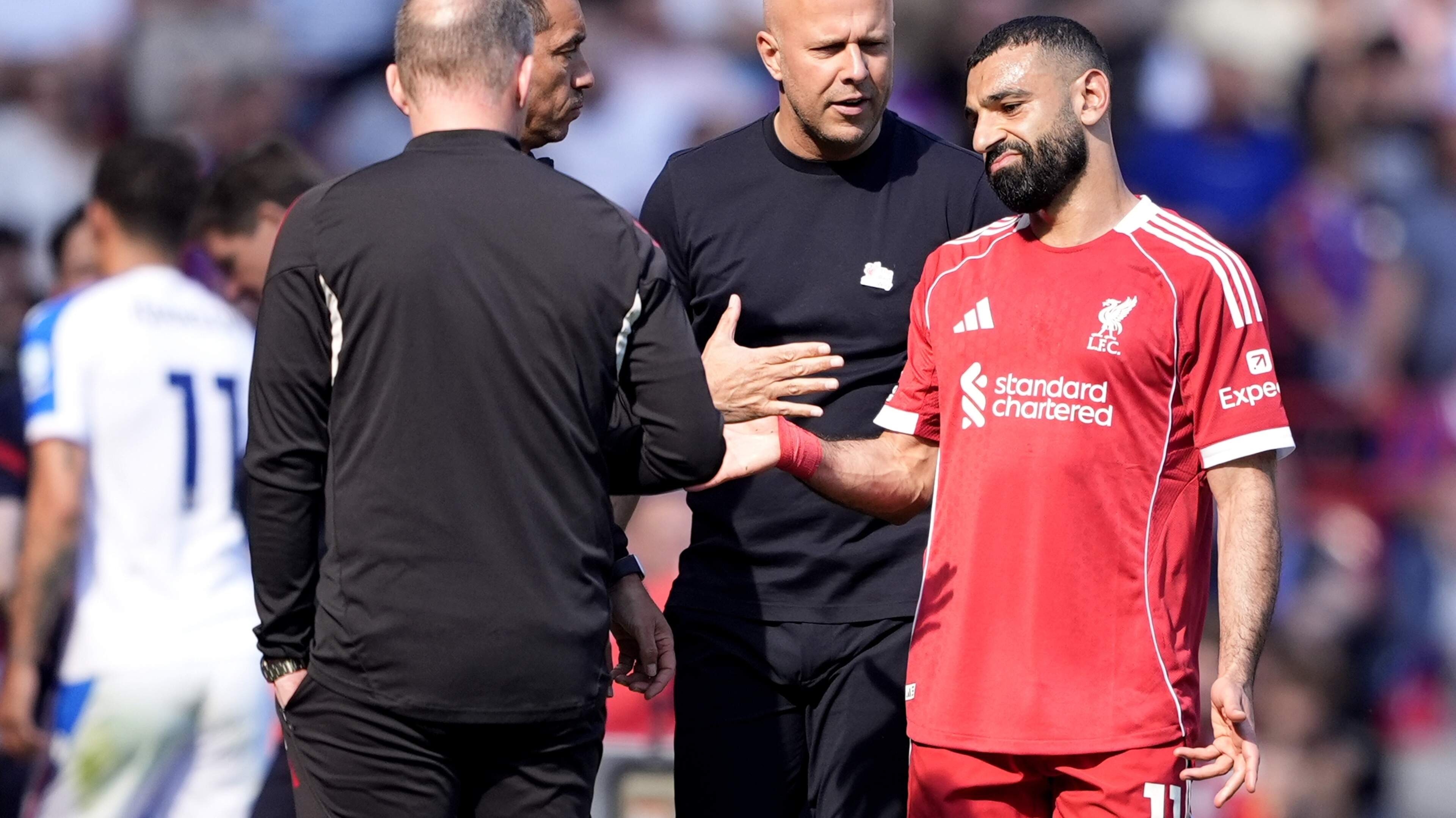 Arne Slot reageert op uitspraken van Mohamed Salah: ’Dat heb ik hem niet horen zeggen, jij wel?’