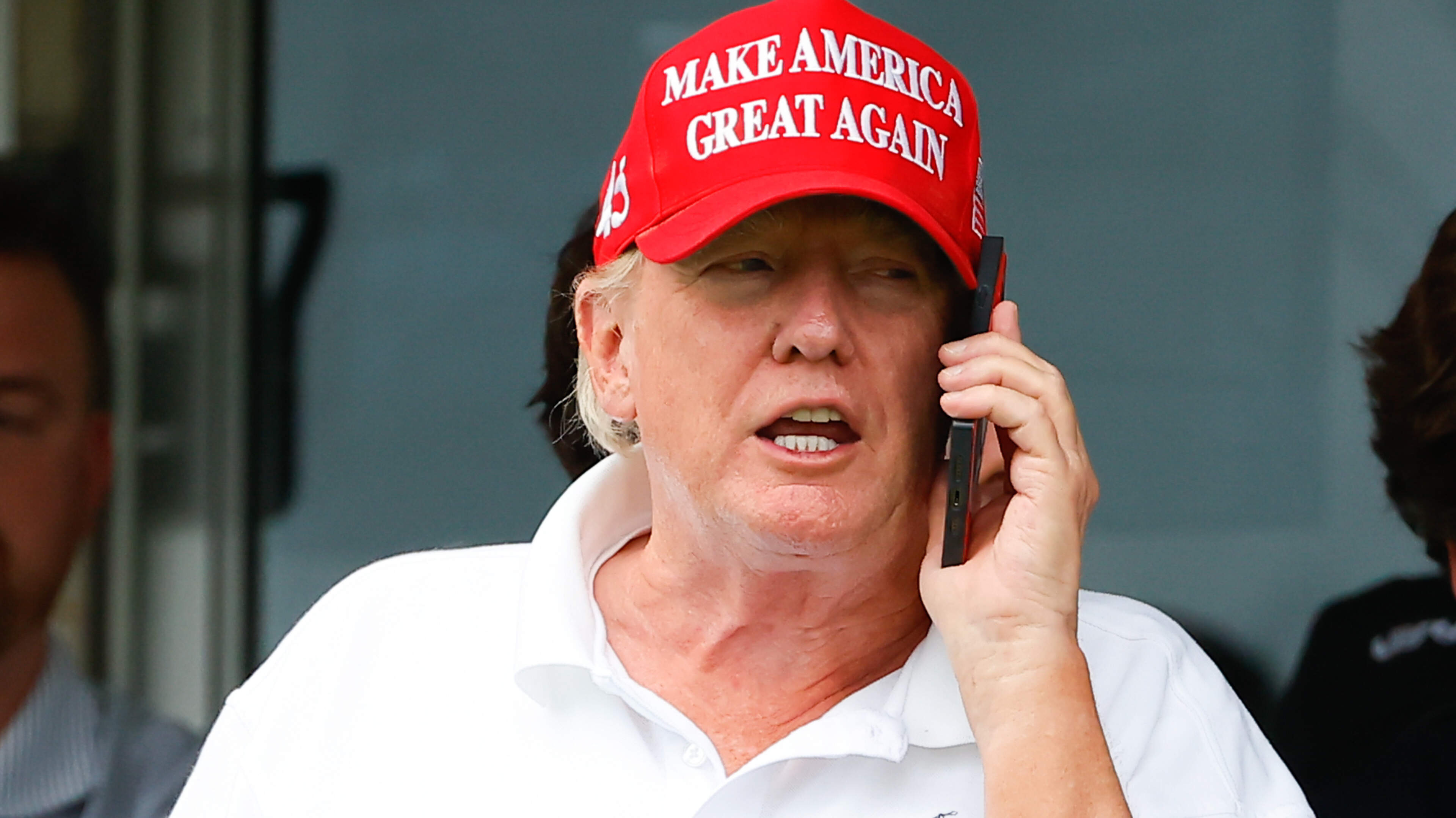 Donald Trump vol verbazing na horen torenhoge ticketprijzen WK 2026: ’Zelf zou ik het ook niet betalen’