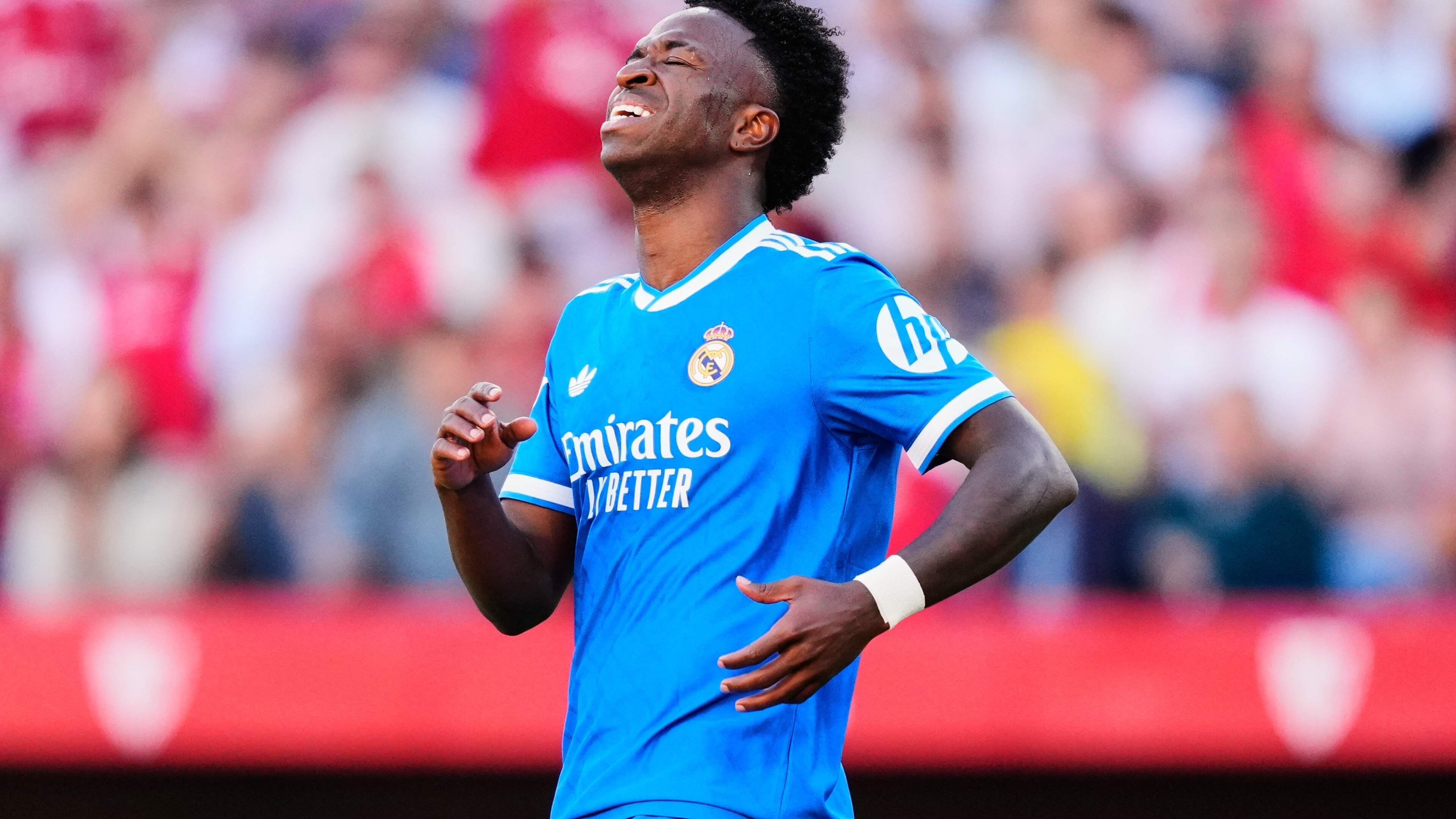 LIVE Transfers | ’Real doet nieuwe poging om Vinicius langer vast te leggen’, Steur en Botman krijgen Jaissle als trainer bij Newcastle