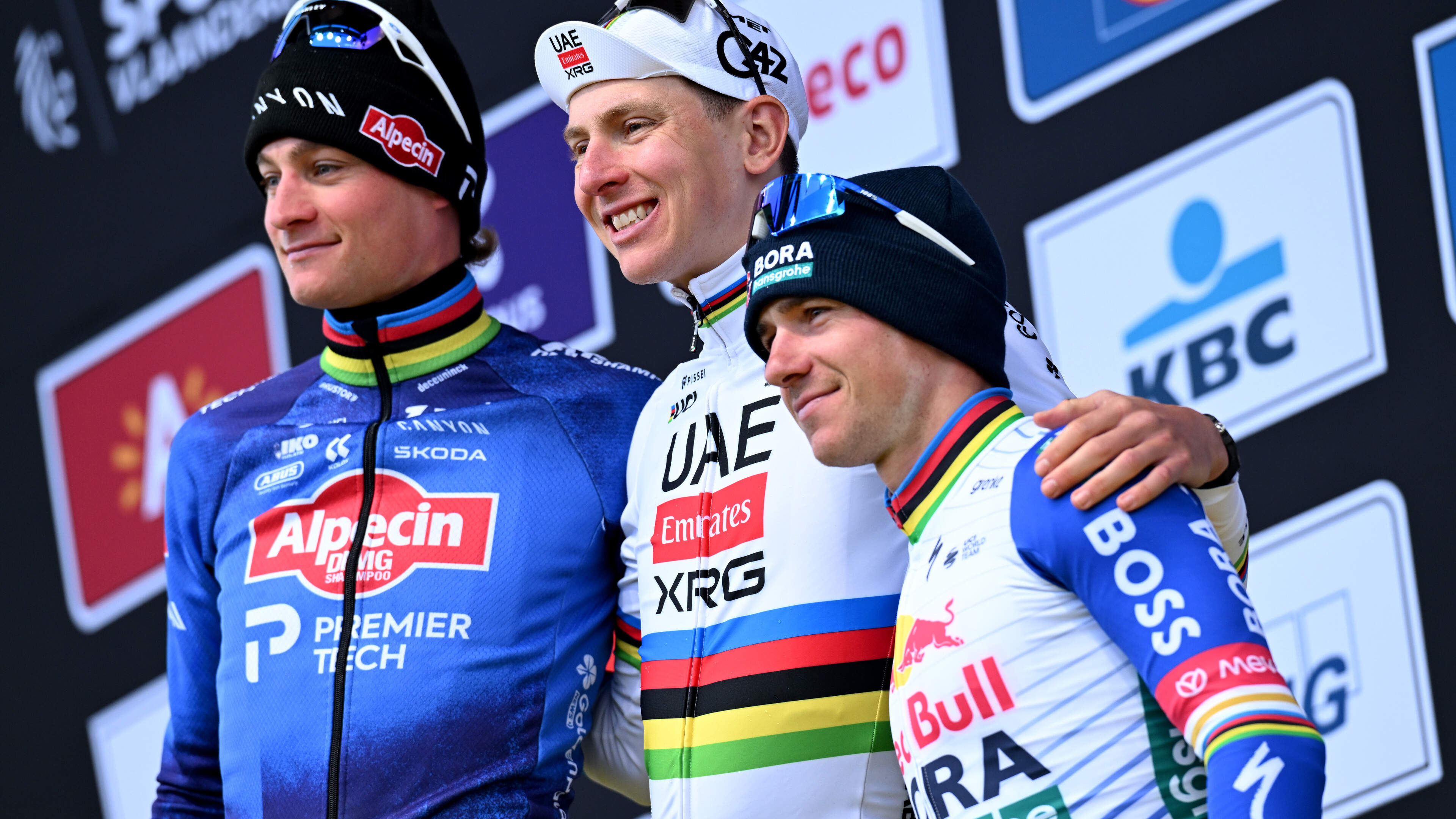 Pogacar is kwelgeest Van der Poel, maar moet vrezen voor vervolging na Ronde van Vlaanderen: ’Maar hoe kan je binnen een seconde stoppen?’