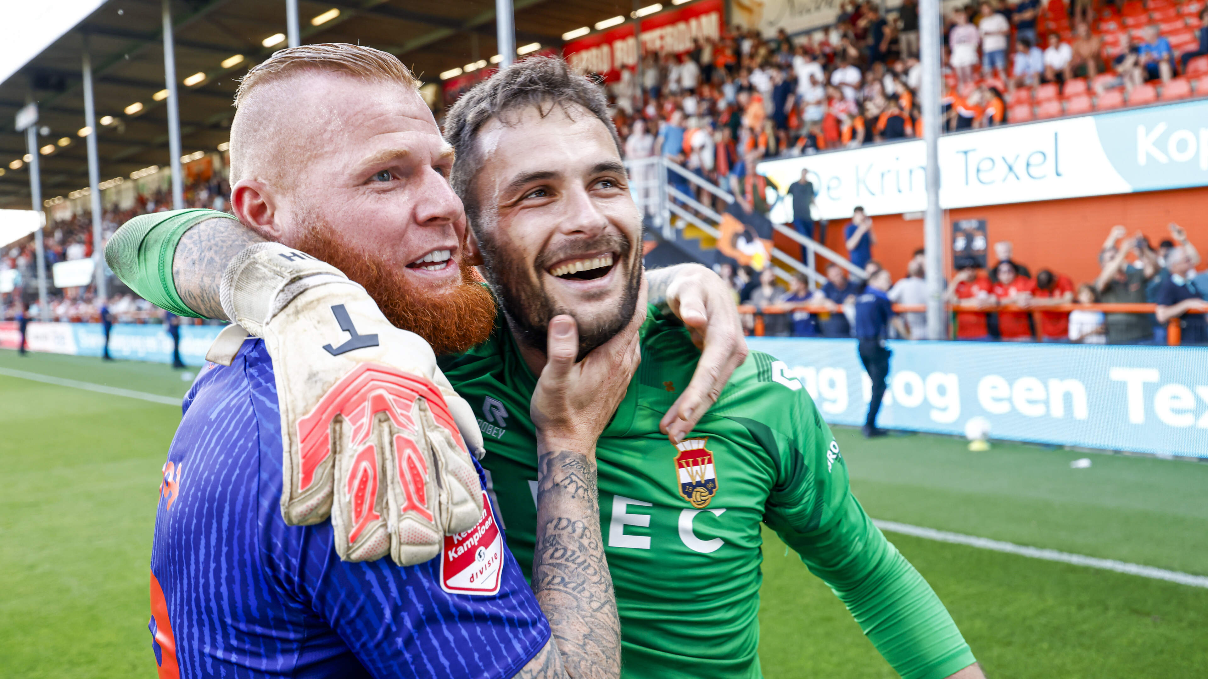 Keeper Thomas Didillon-Hödl schiet Willem II naar Eredivisie vanaf de penaltystip: ’Ik dacht aan mijn dochter die week geleden geboren is’
