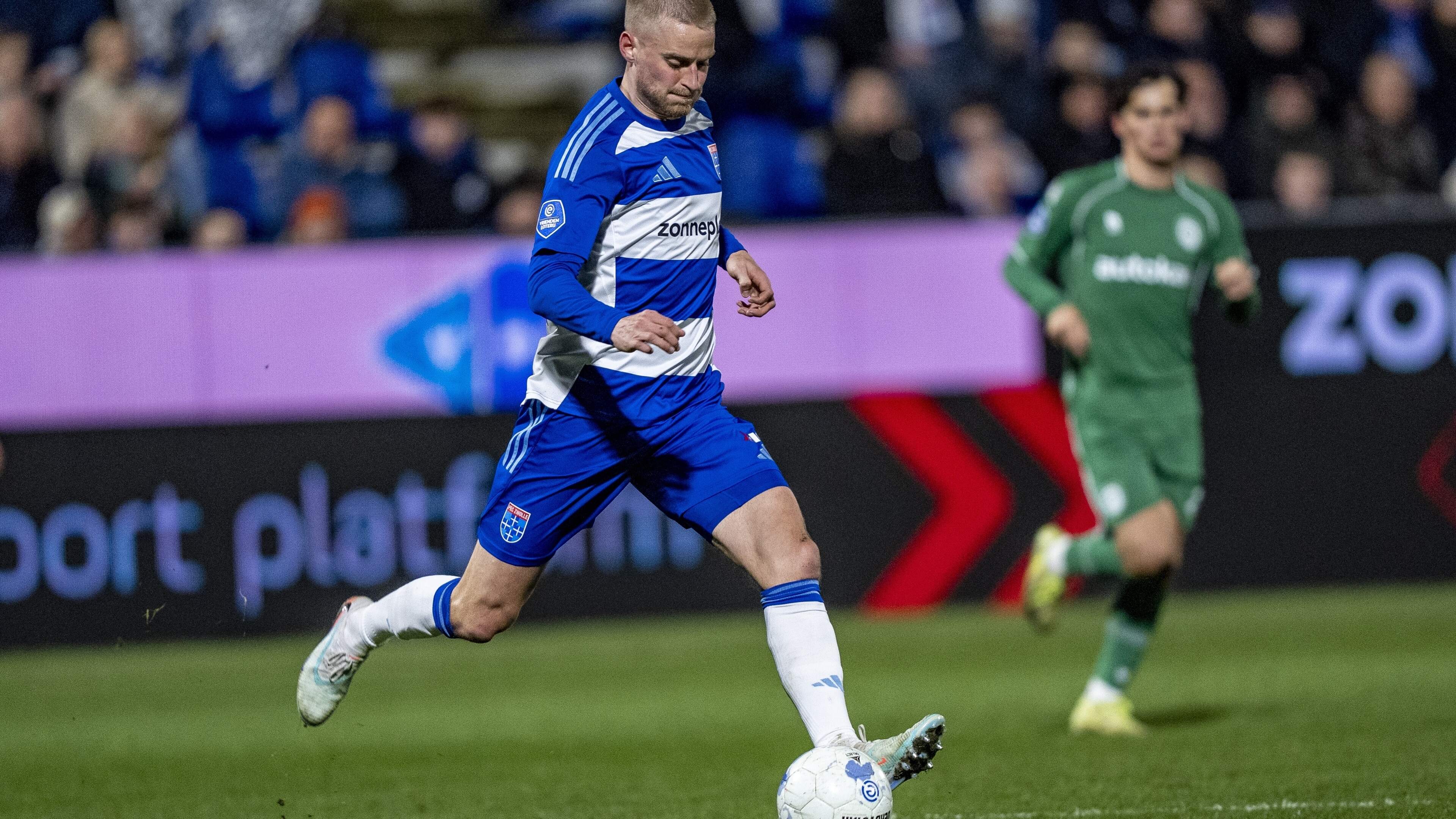 Van Sparta gehuurde Tijs Velthuis tekent meerjarig contract bij PEC Zwolle