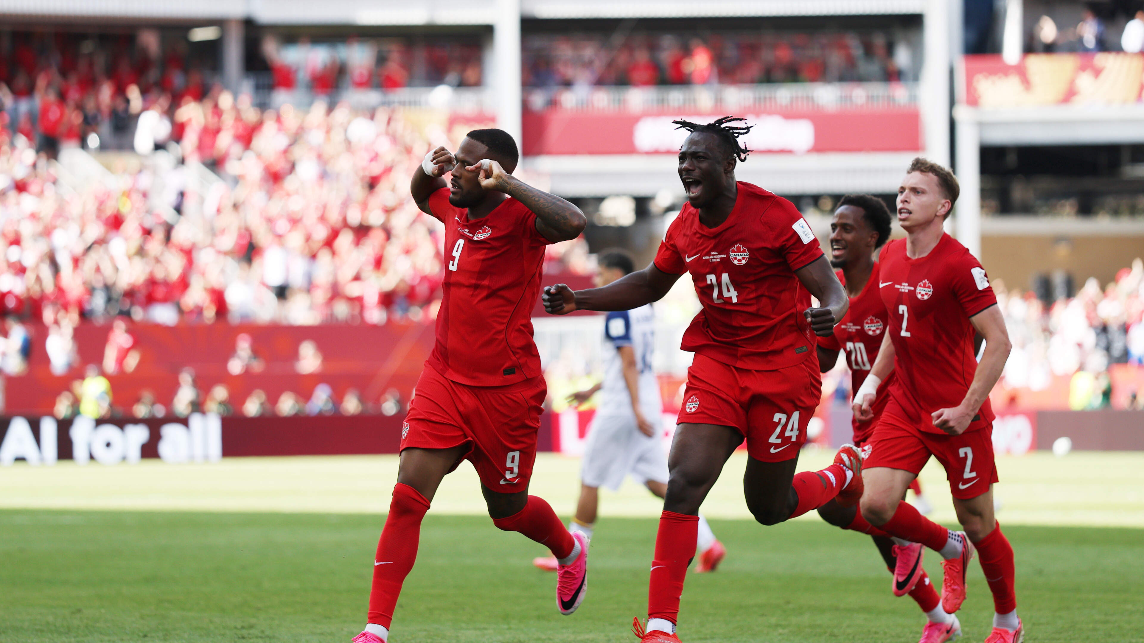 LIVE WK 2026 | Canada dankt ex-Feyenoorder voor eerste WK-punt ooit, Trump wenst Team USA per telefoon succes