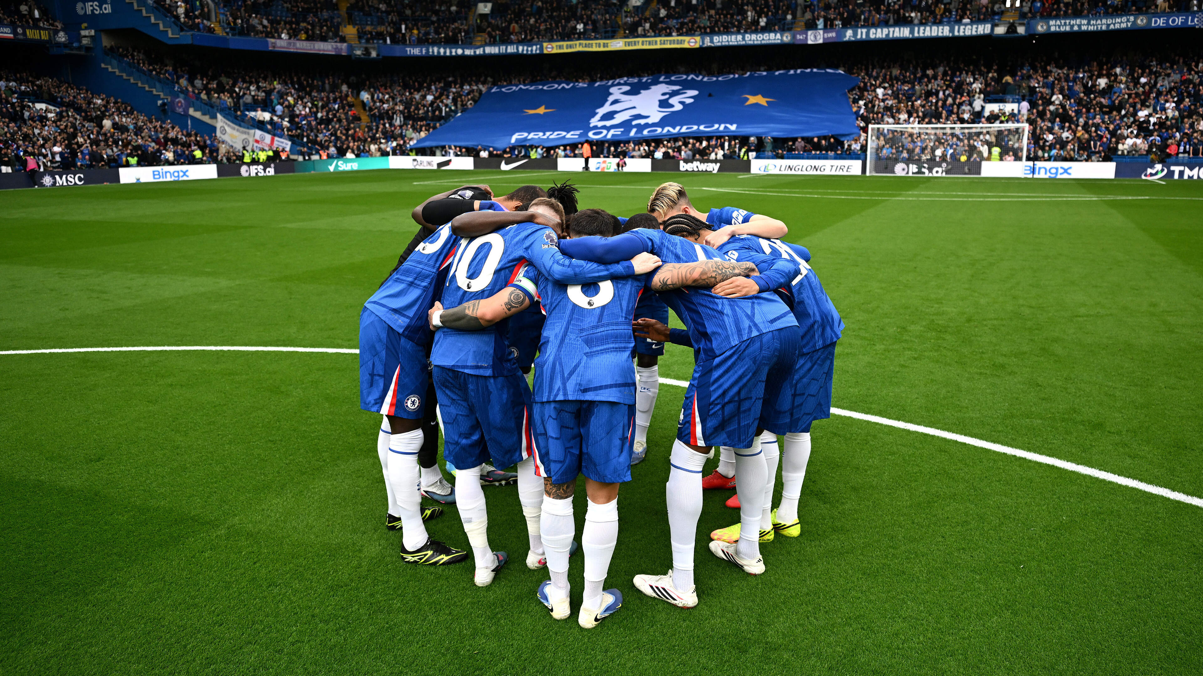 LIVE Premier League: drama Chelsea stapelt zich op tegen Forest, Manchester City later in avond in actie in zinderende titelrace
