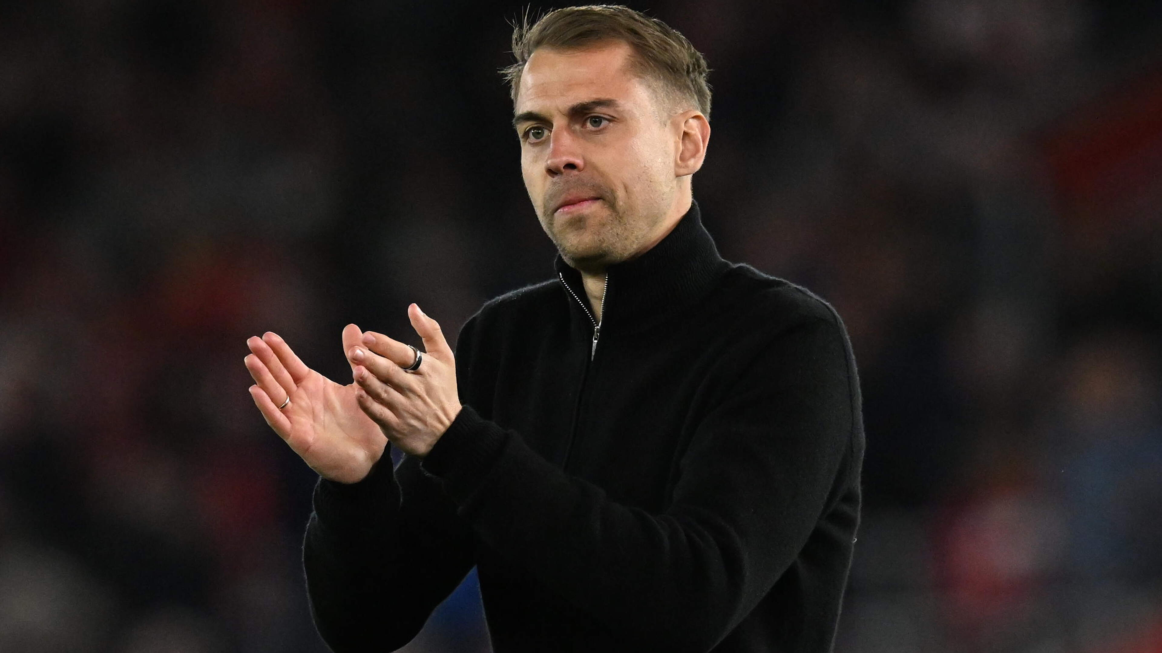 Southampton-eigenaar ontslaat manager niet na ’spygate’, ondanks dwingen stagiair: ’Ik had geen optie’