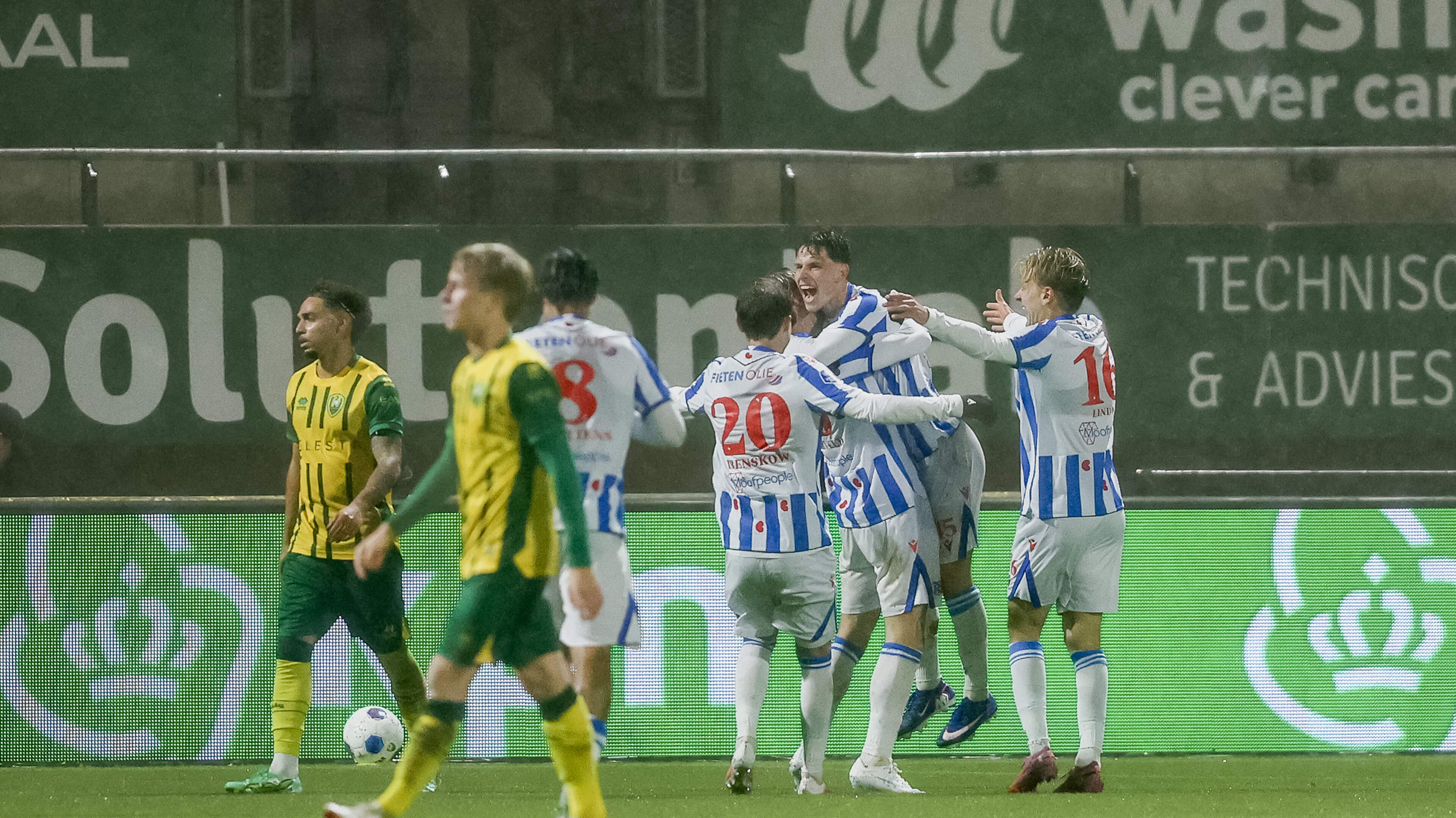 sc Heerenveen doorstaat de Haagse storm en klimt naar de zevende plaats in de Eredivisie