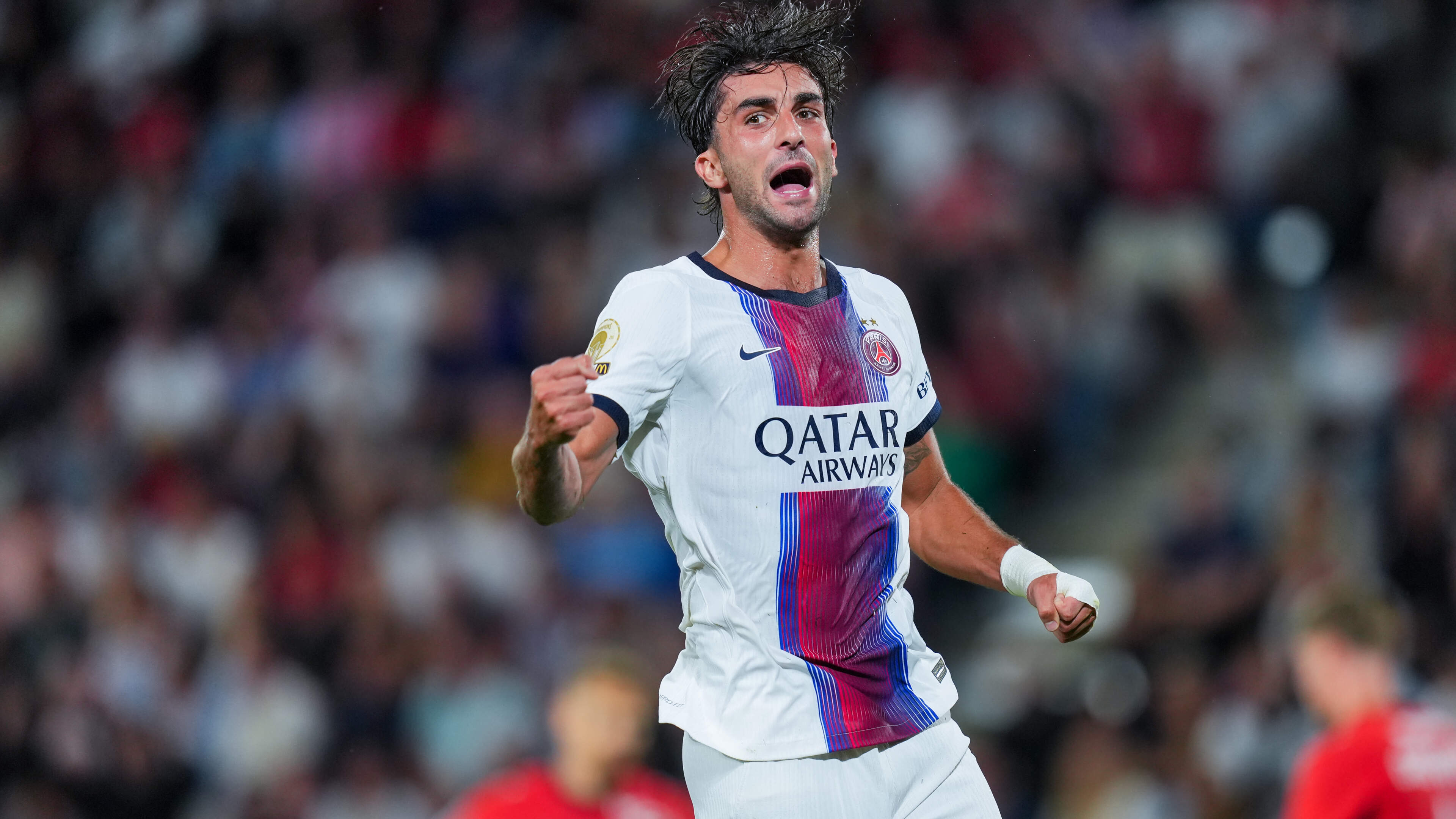Spaanse WK-held Ferran Torres voorkomt als invaller nederlaag van PSG, Mika Godts valt ook in