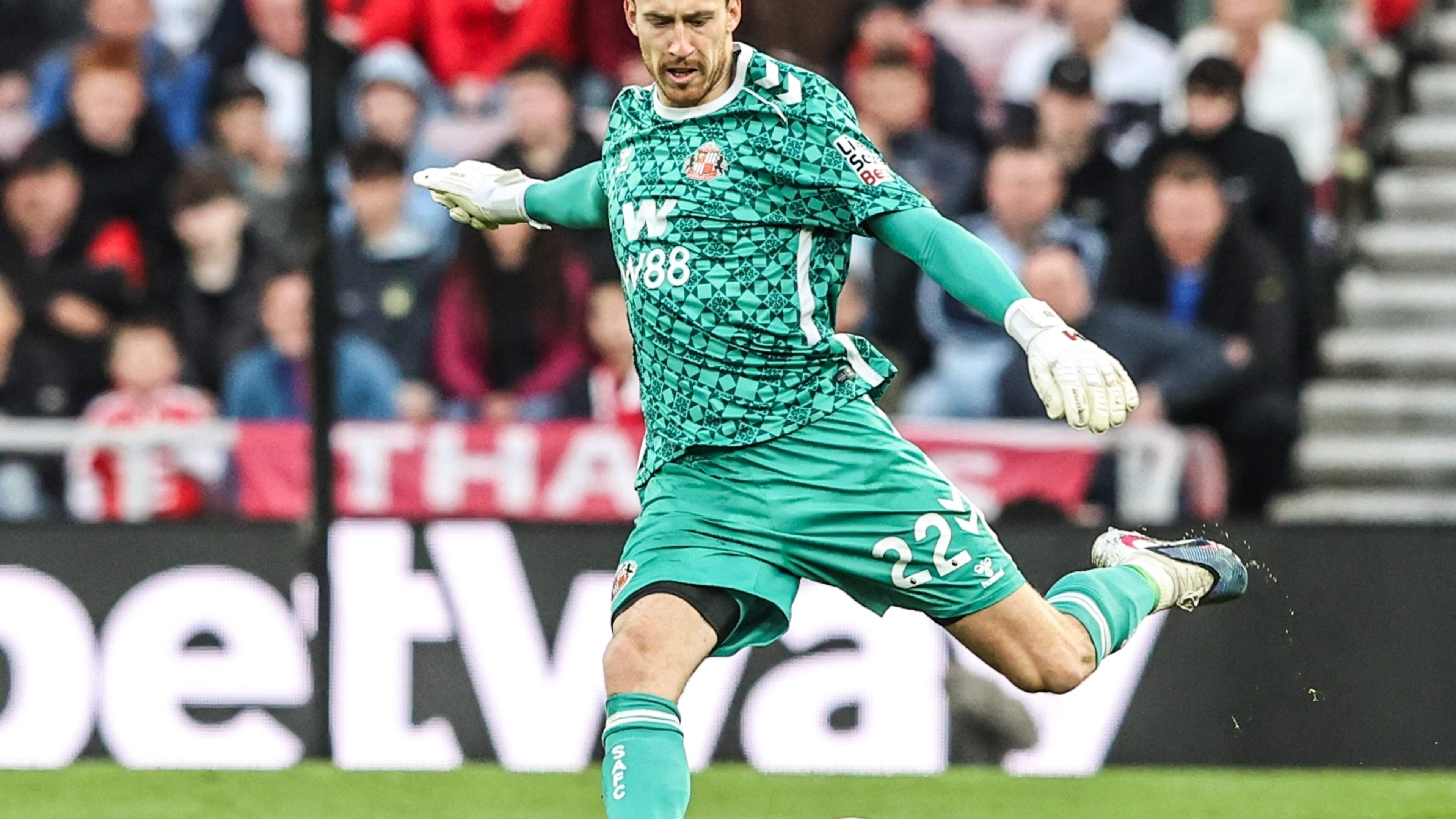 LIVE Premier League: Robin Roefs blundert, Sunderland wordt geslacht door Nottingham Forest