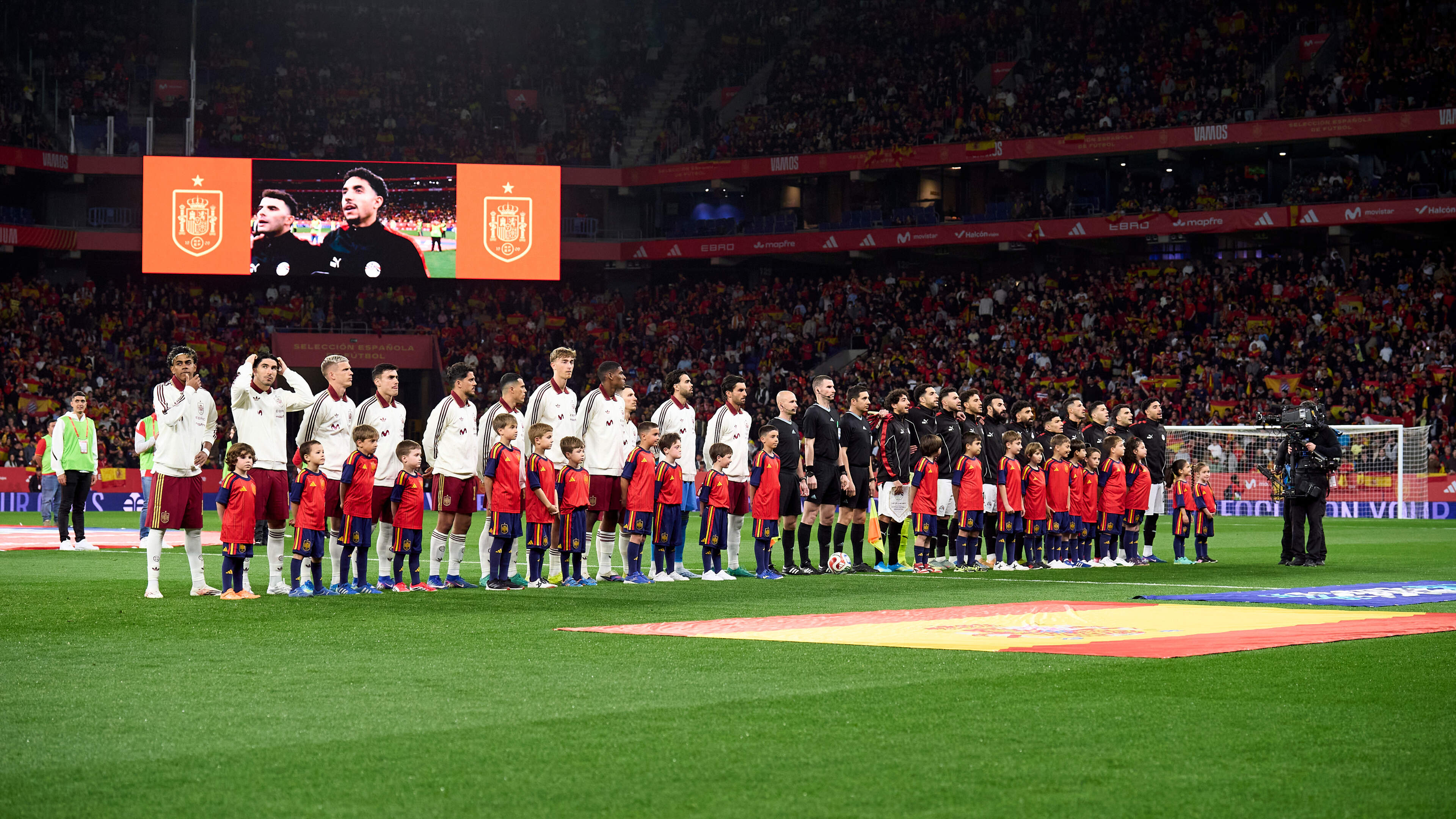 Real Madrid-coach na islamofobe leuzen: ’Ik denk dat Spanje geen racistisch land is’