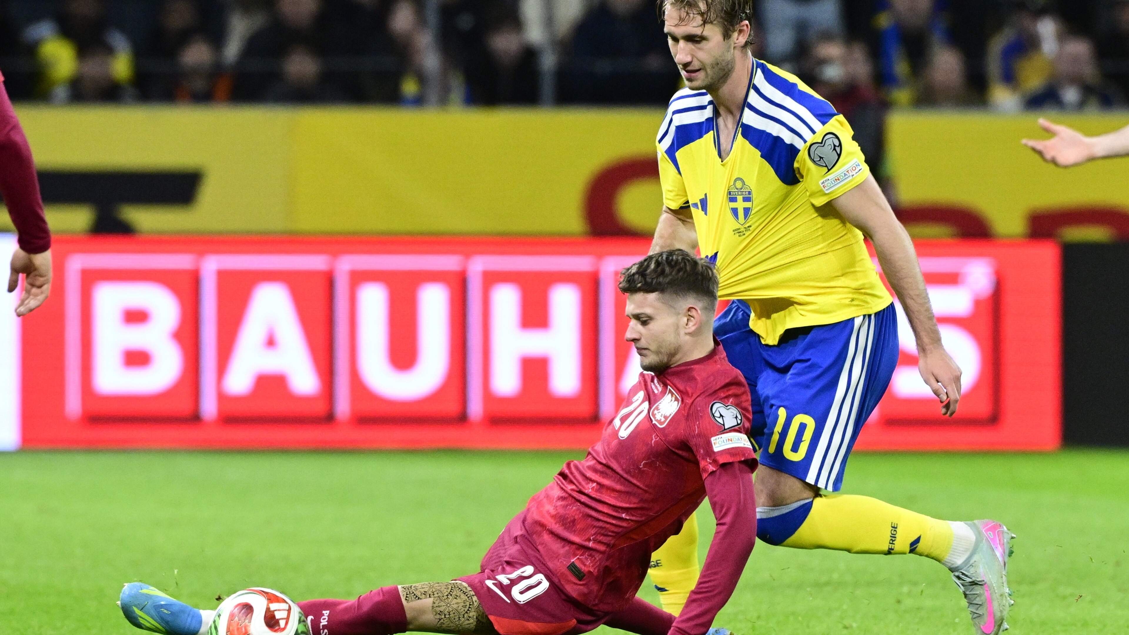 LIVE WK-play-offs: Zweden weer virtueel tegenstander Nederlands elftal, Italië leidt, maar moet met 10 man verder