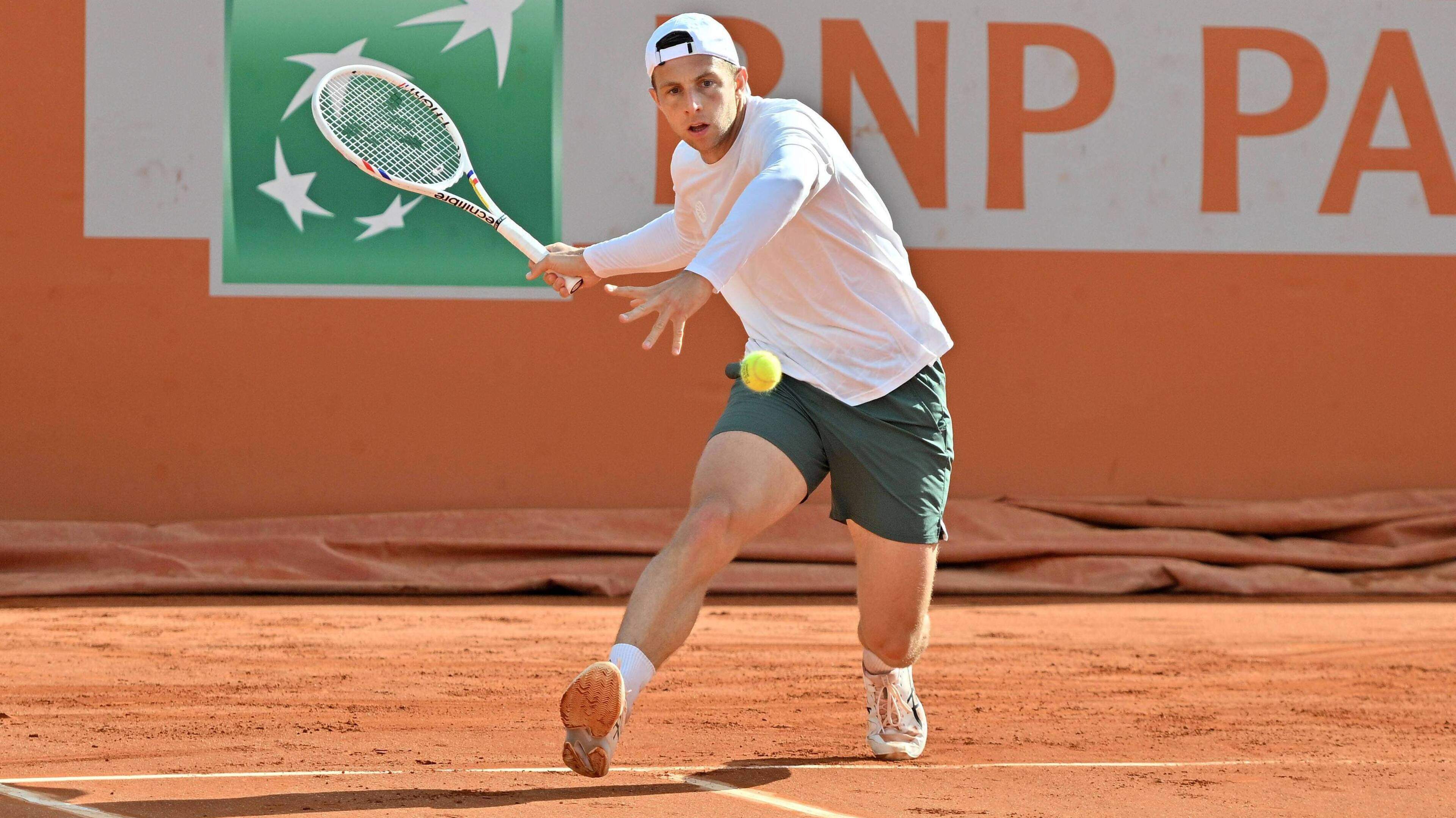 Tallon Griekspoor assisted by Maria Sharapova's former coach at Roland Garros: 'He has achieved a lot'