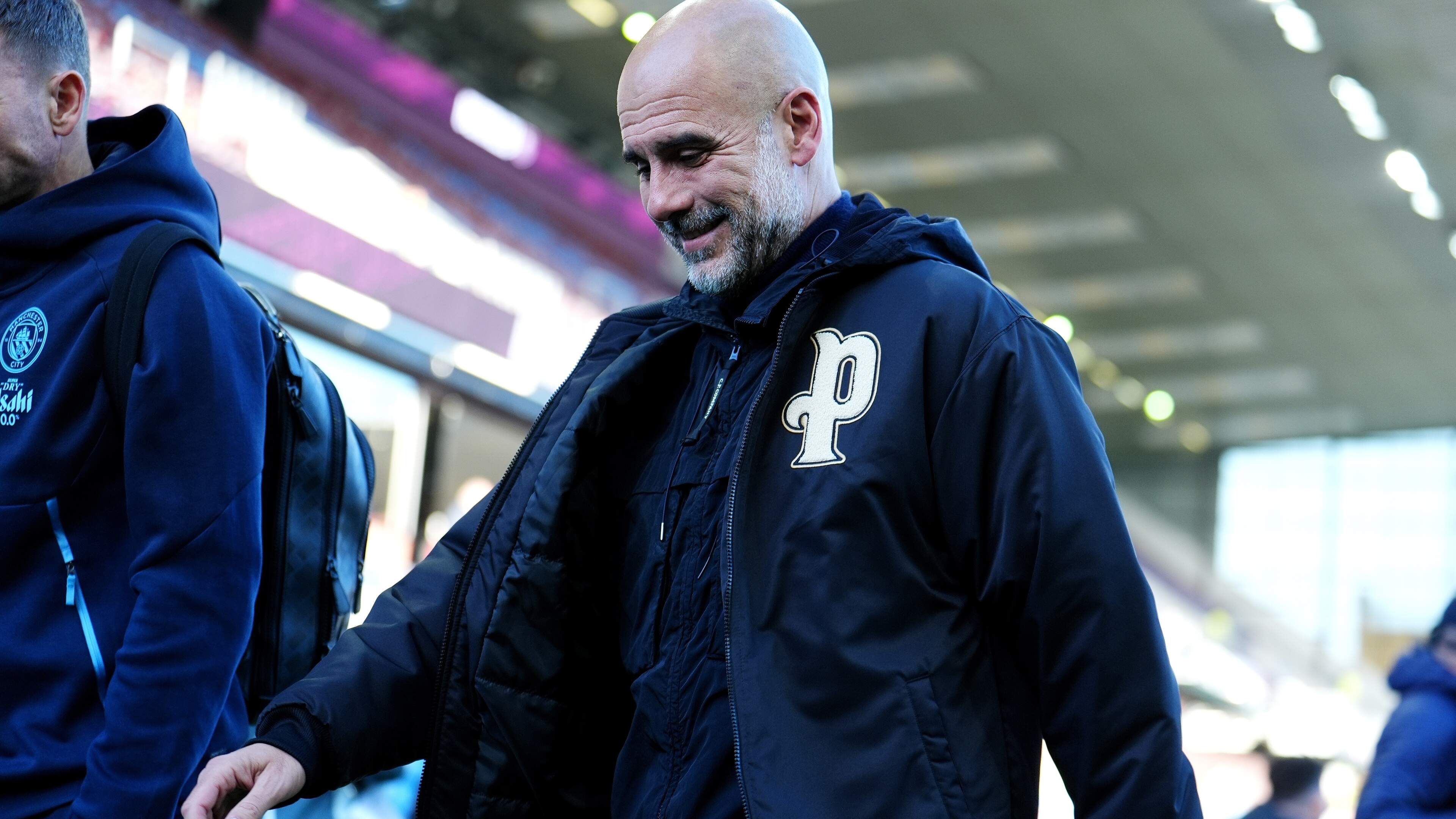 LIVE Premier League: Reijnders en Aké op de bank bij Manchester City, Hartman en Flemming in basis bij opponent Burnley