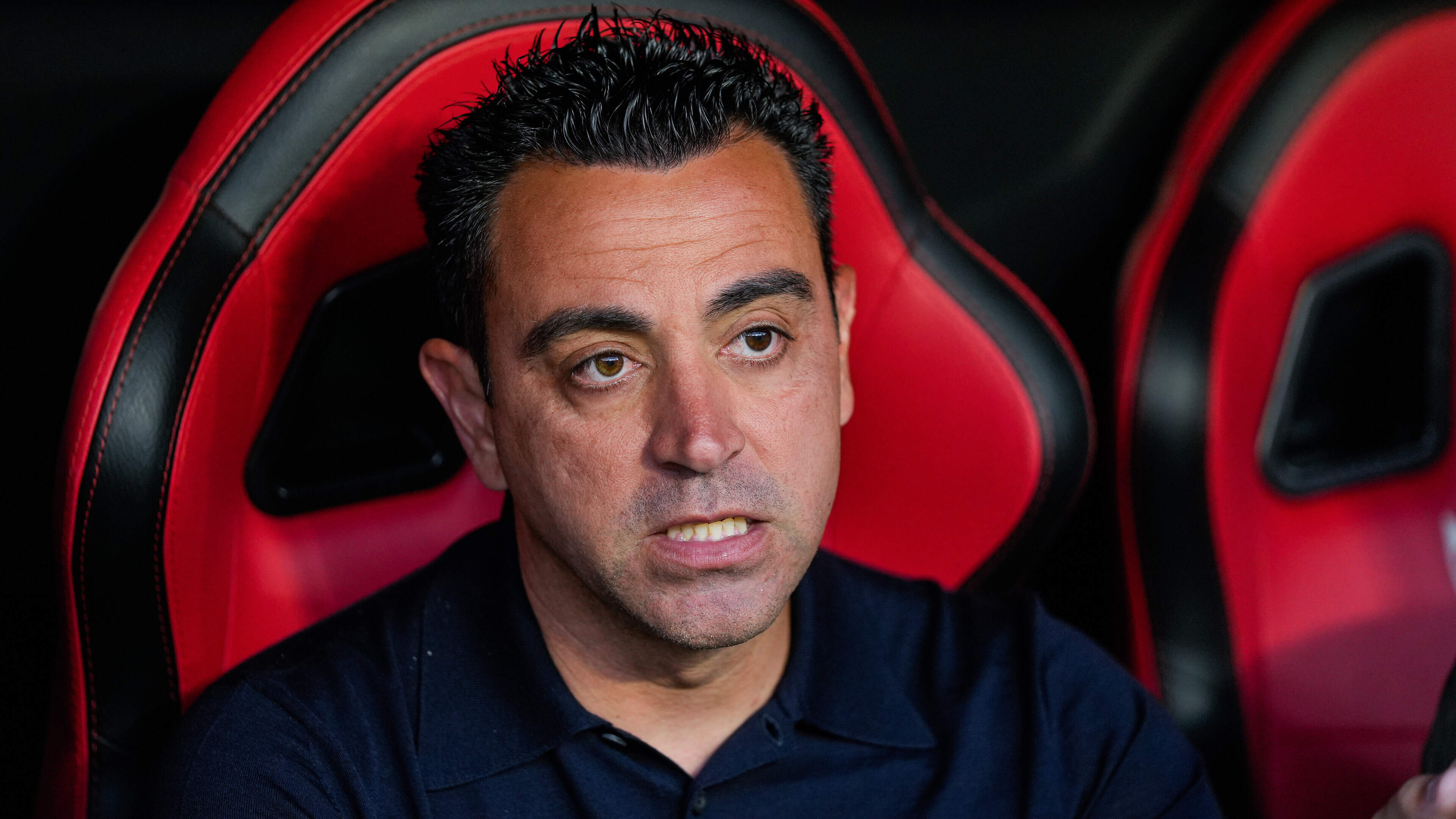 KNVB in onderhandeling met Xavi: oud-teamgenoot Patrick Kluivert voorname kandidaat om Spanjaard te assisteren