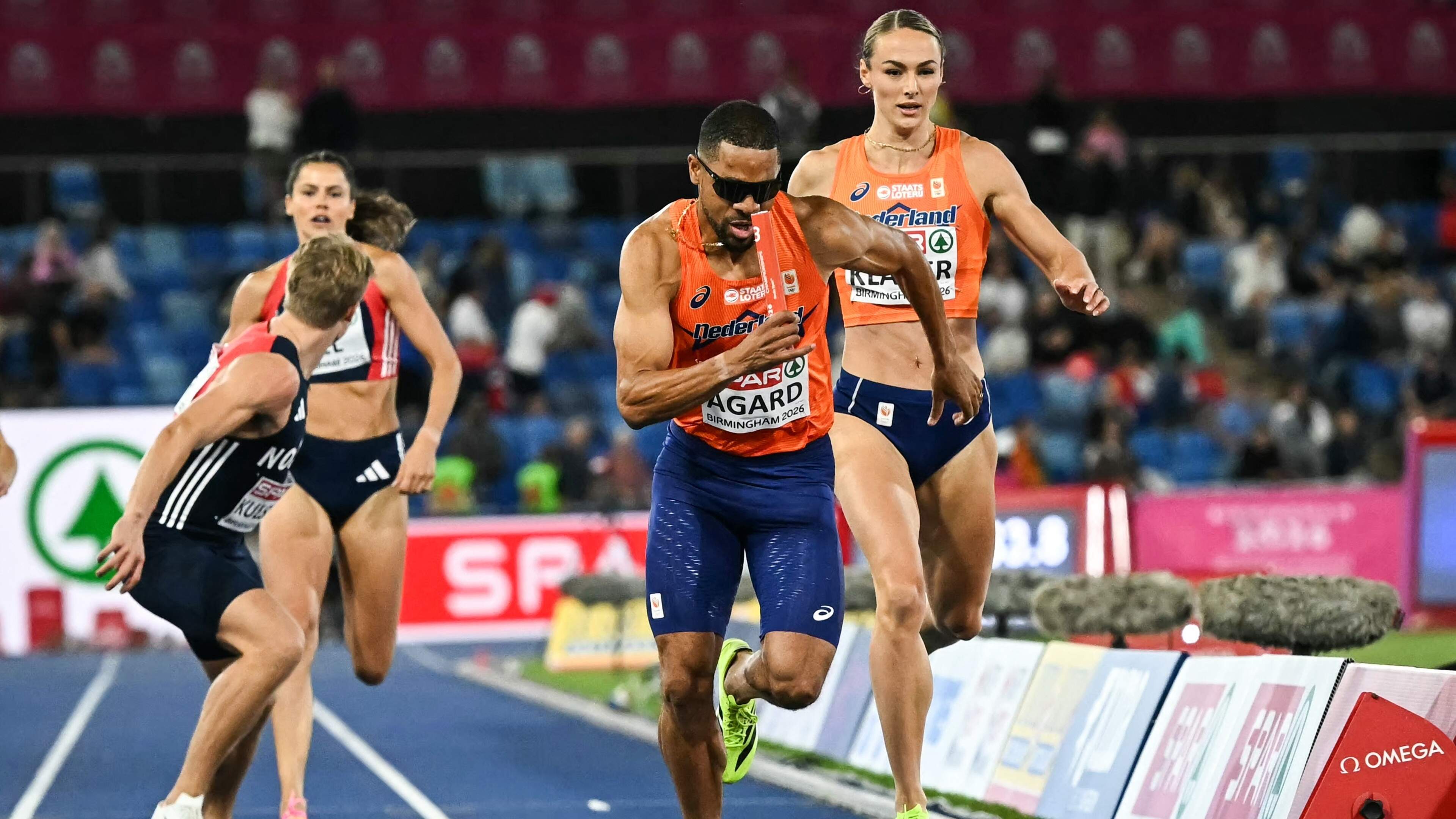 Liefdeskoppel Lieke Klaver en Terrence Agard schitteren met EK-brons: ’Dat is heel mooi en speciaal’