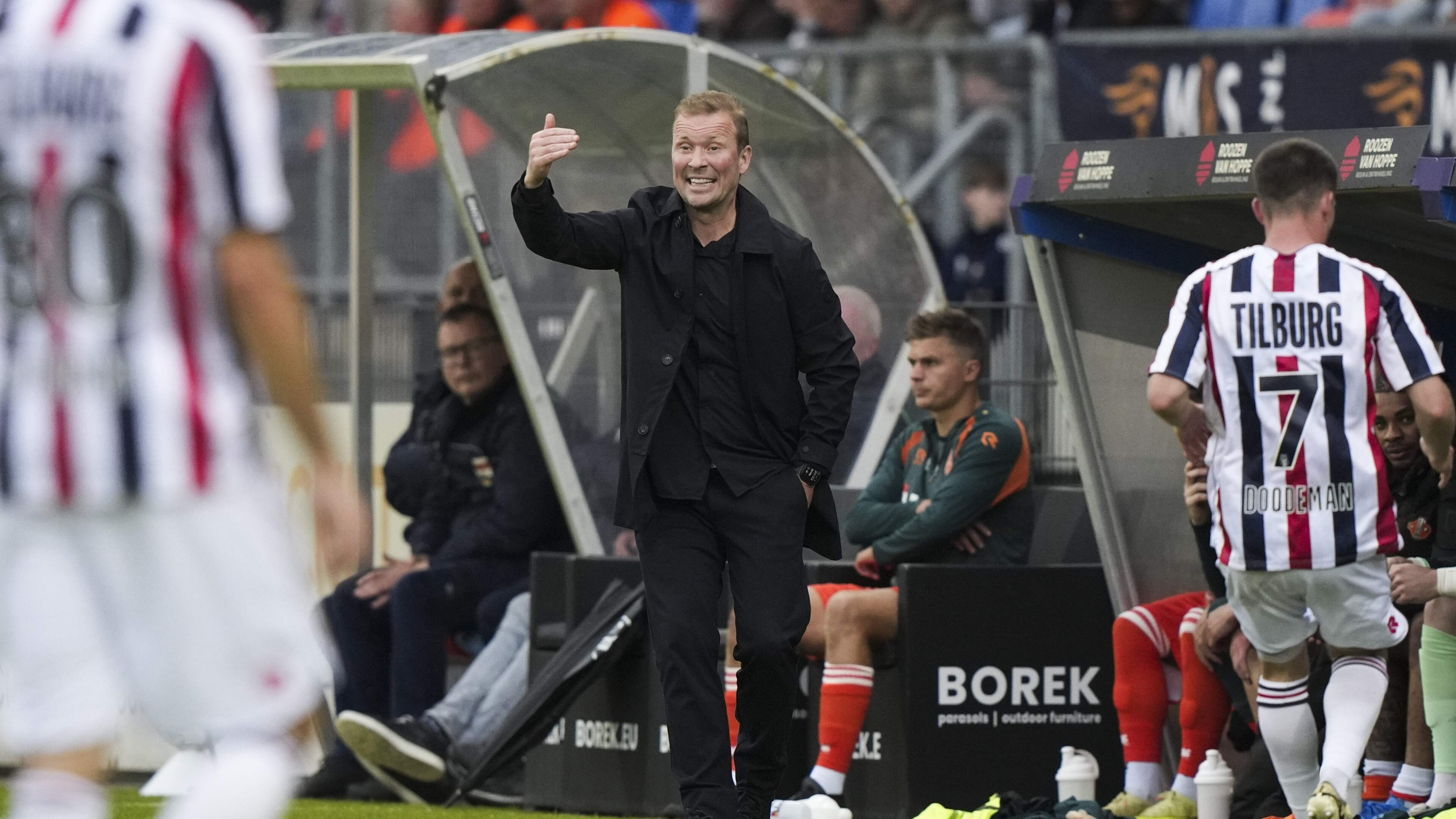 FC Volendam-trainer Kruys prijst mentale veerkracht van zijn ploeg na dreun van Telstar: ’Wij kennen de historie van de play-offs’