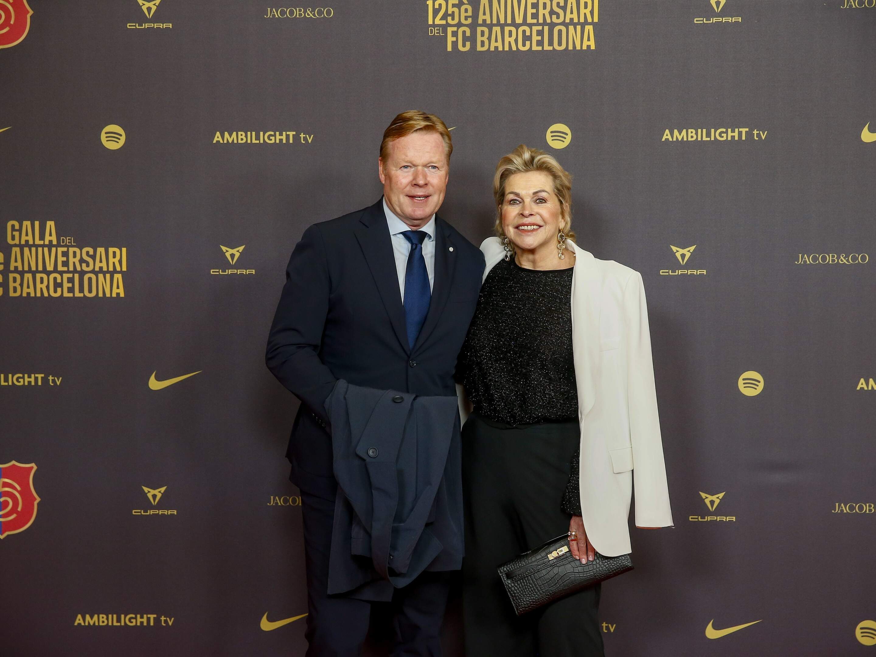 Ronald Koeman vertelt over missen training Nederlands elftal door ziekte van Bartina: 'Het was wel even spannend' | De Telegraaf