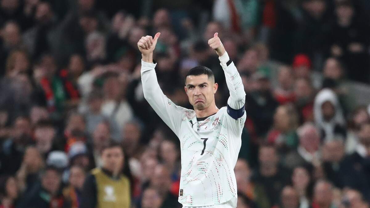 クリスティアーノ・ロナウド（40）が肘をぶつけて赤くなり、ポルトガル戦ではアイルランドのAZストライカー、トロイ・パロットの主役となった