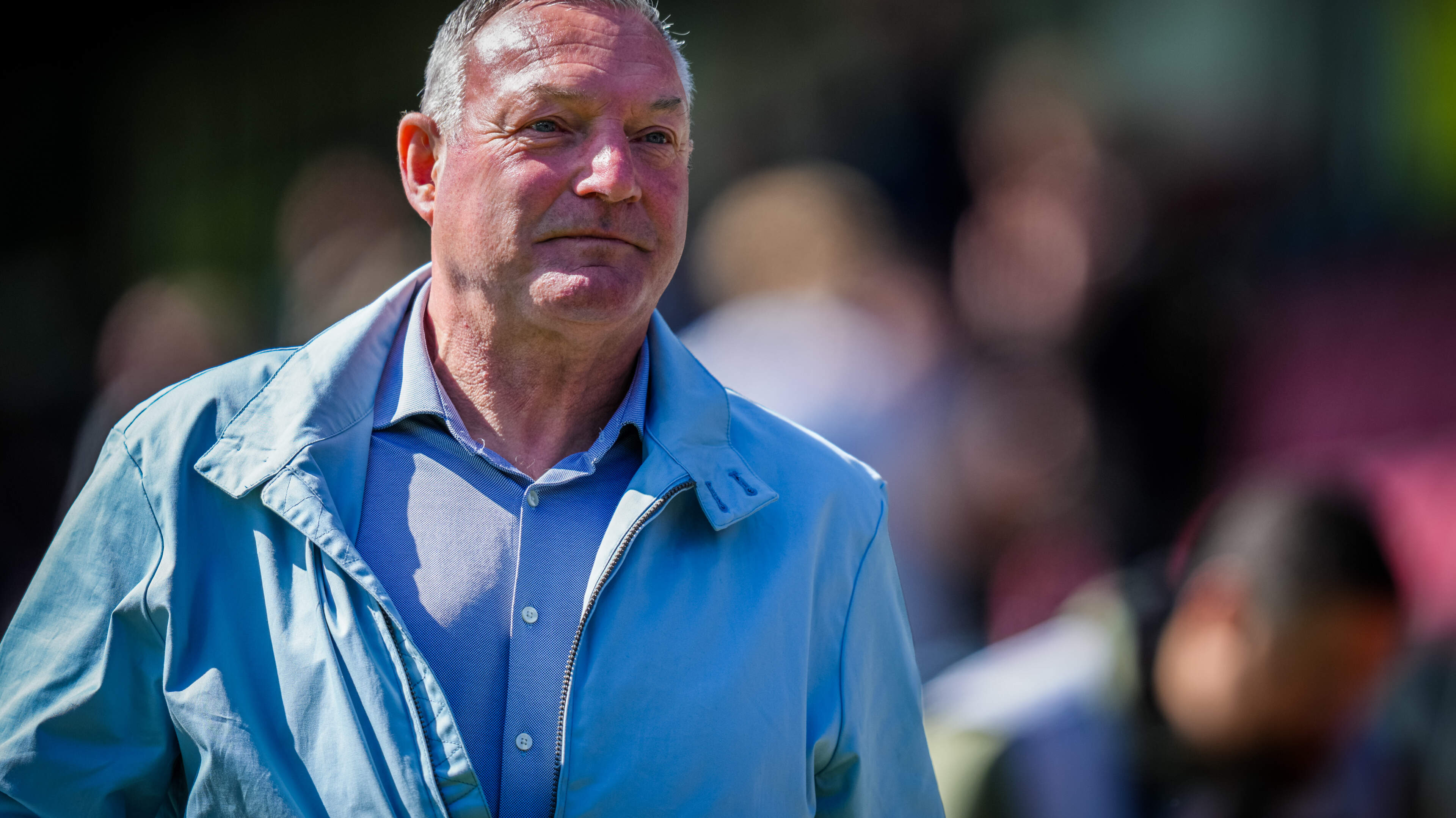 FC Utrecht-trainer Ron Jans zegt sorry tegen de fans na totale offday in Kralingen