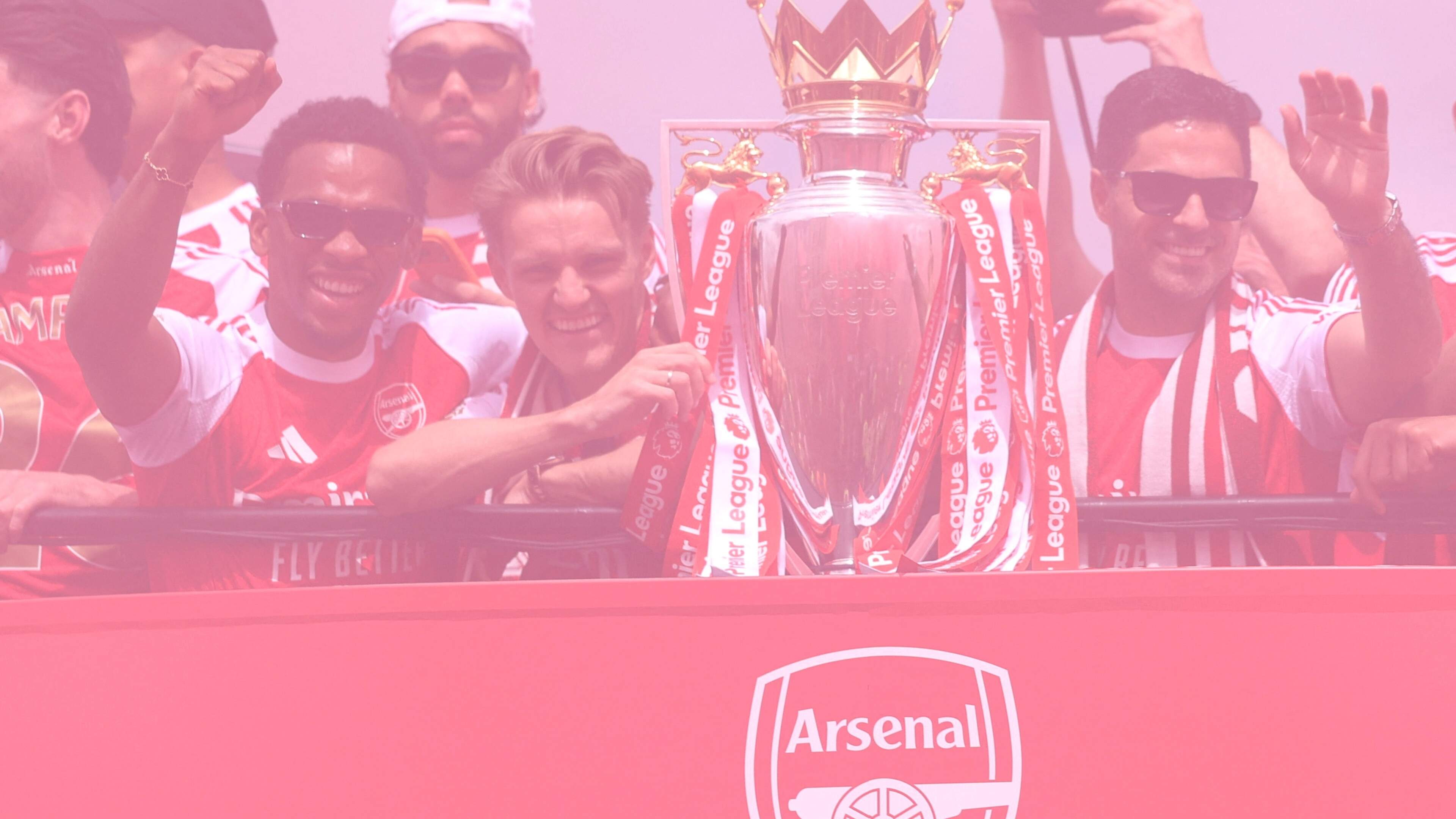 Jurriën Timber meldt zich na parade met Arsenal bij Nederlands elftal voor voorbereiding op WK 2026