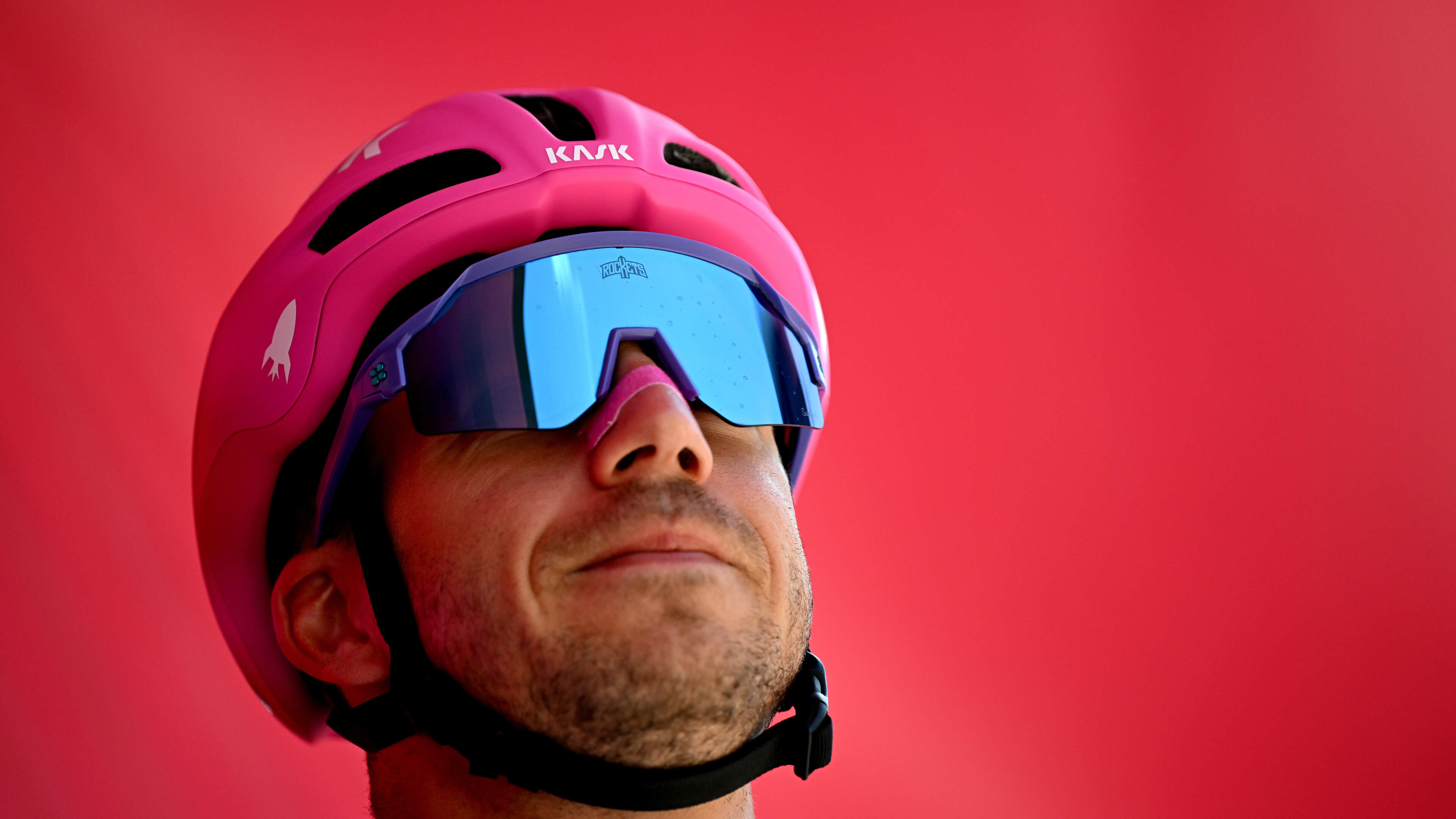 Dylan Groenewegen op de meet geklopt in Giro, Paul Magnier grijpt zijn tweede ritwinst