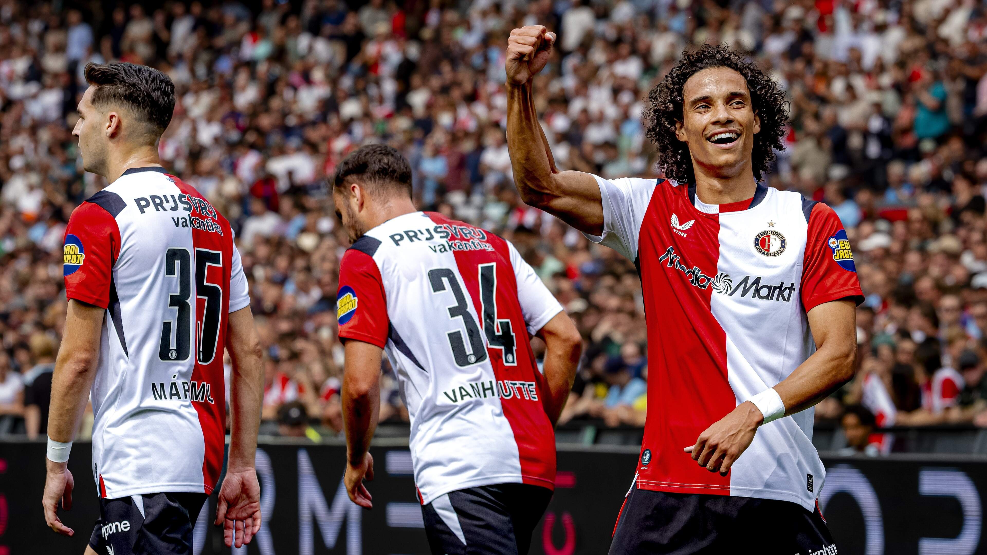 LIVE Eredivisie | Go Ahead scoort, komt zege Feyenoord alsnog in gevaar?