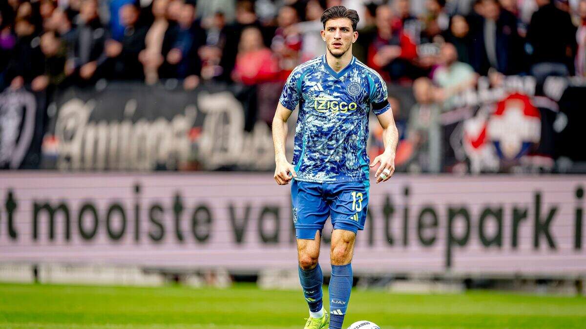 AjaxとNECは、家賃について概説しています
