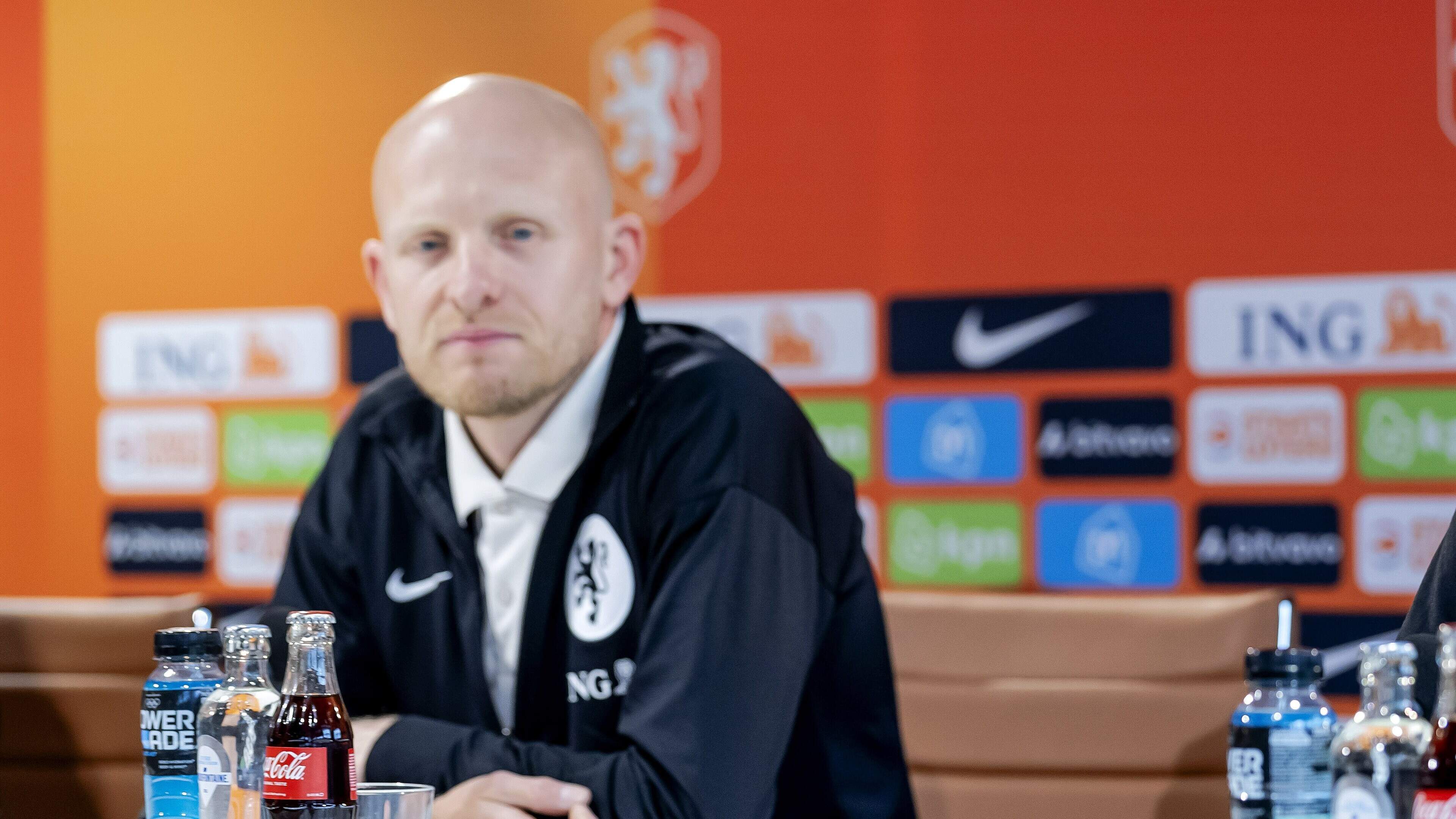 Vivianne Miedema ondanks rentree in bekerfinale niet bij Oranje voor WK-kwalificatiekrakers: ’We praten over mentale frisheid’