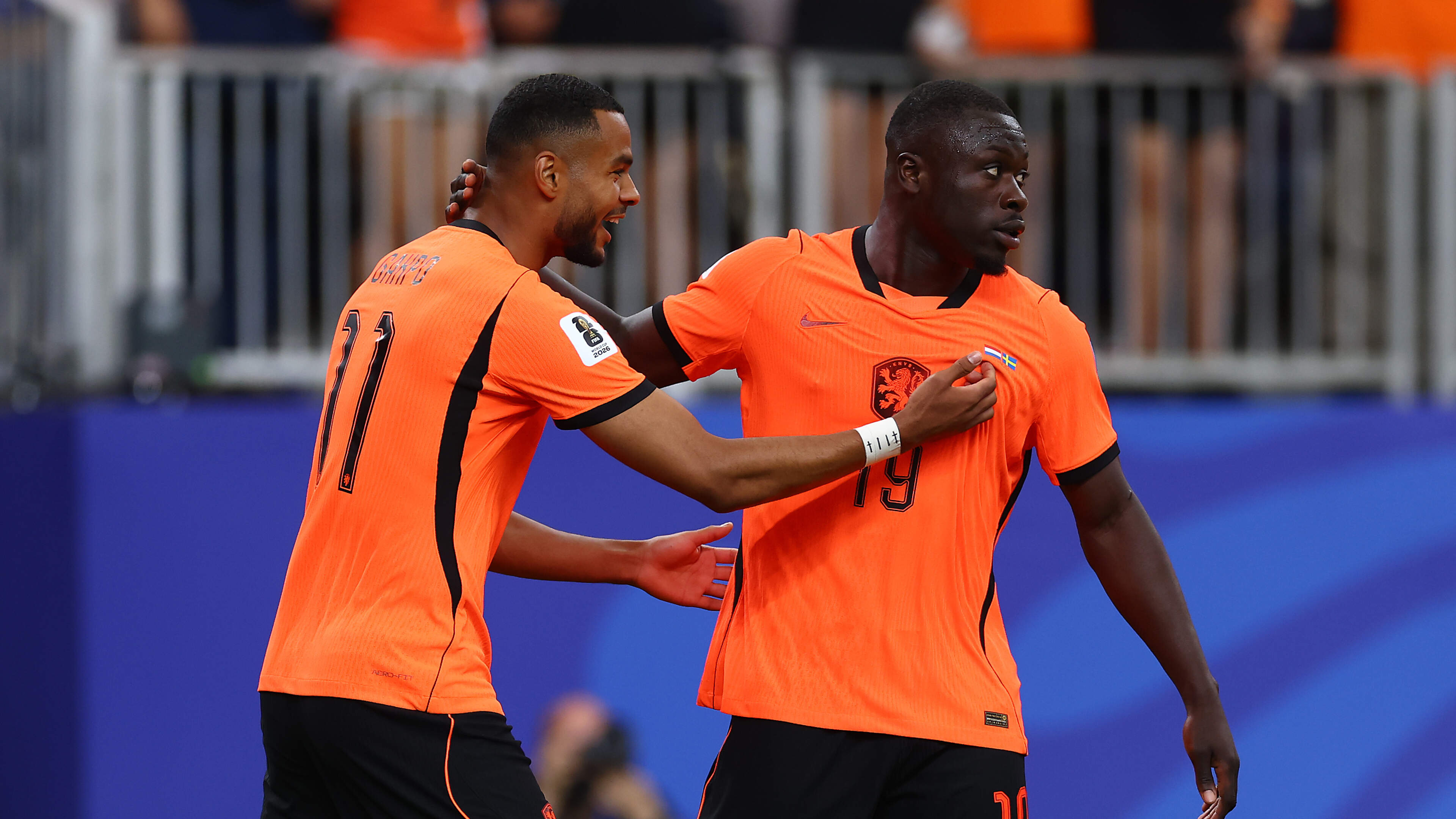 LIVE Nederlands elftal | Doelpuntenfestijn! Summerville zet Oranje op grote voorsprong tegen Zweden