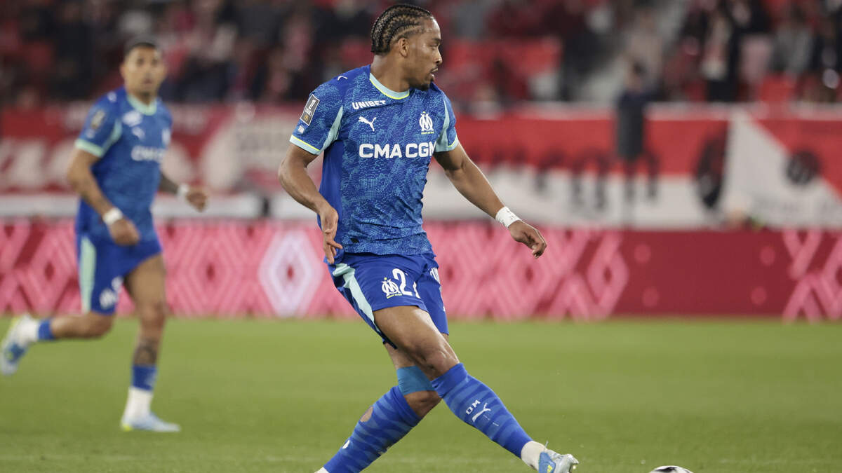 Quinten Timber completes late Crystal Palace move
