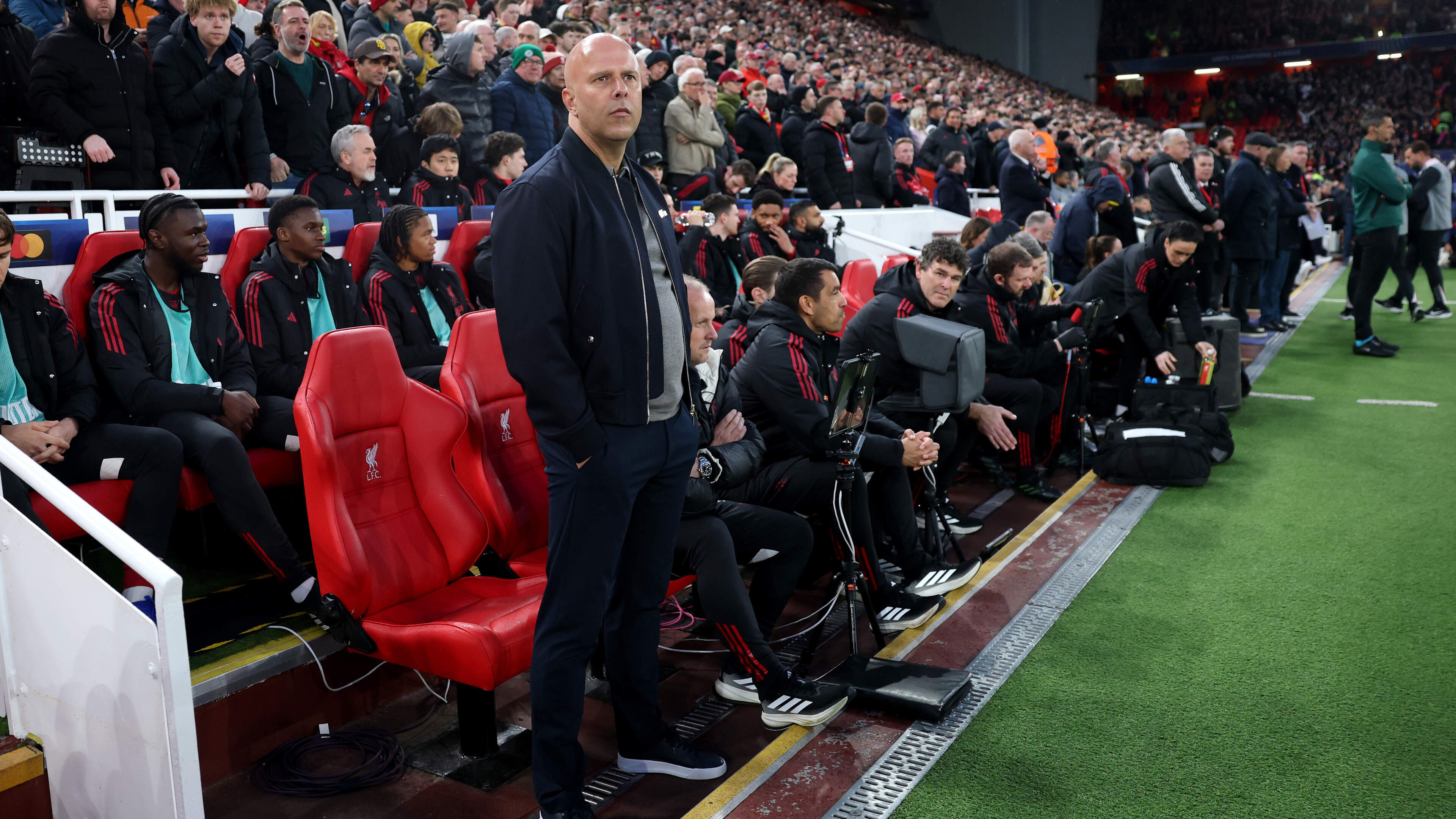 LIVE Champions League: Arne Slot heeft met Liverpool snelle goal na rust nodig tegen PSG