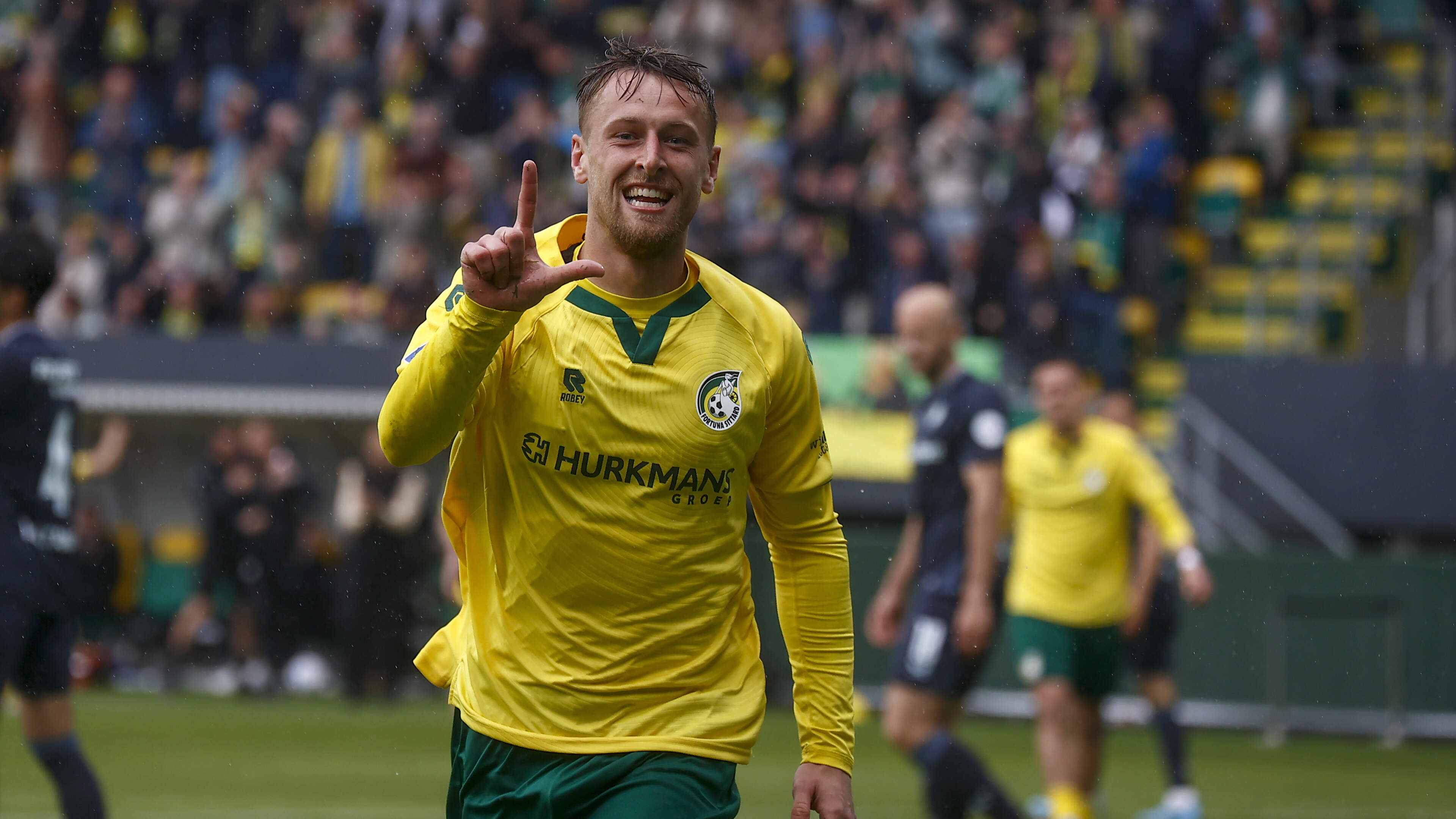 FC Utrecht, NEC en FC Twente tonen interesse in transfervrije Kaj Sierhuis