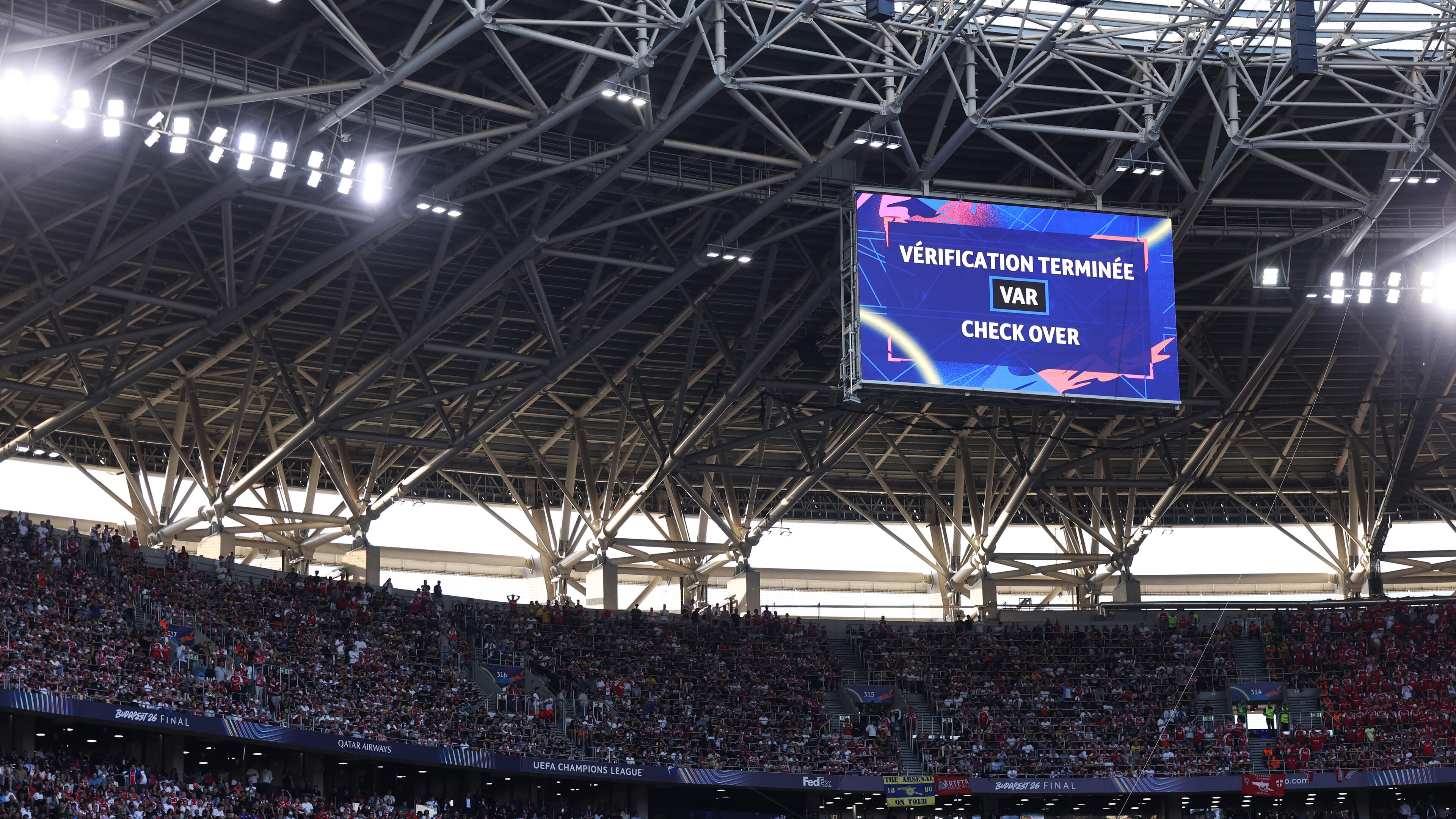 VAR krijgt meer macht op WK 2026: dit zijn de nieuwe spelregels