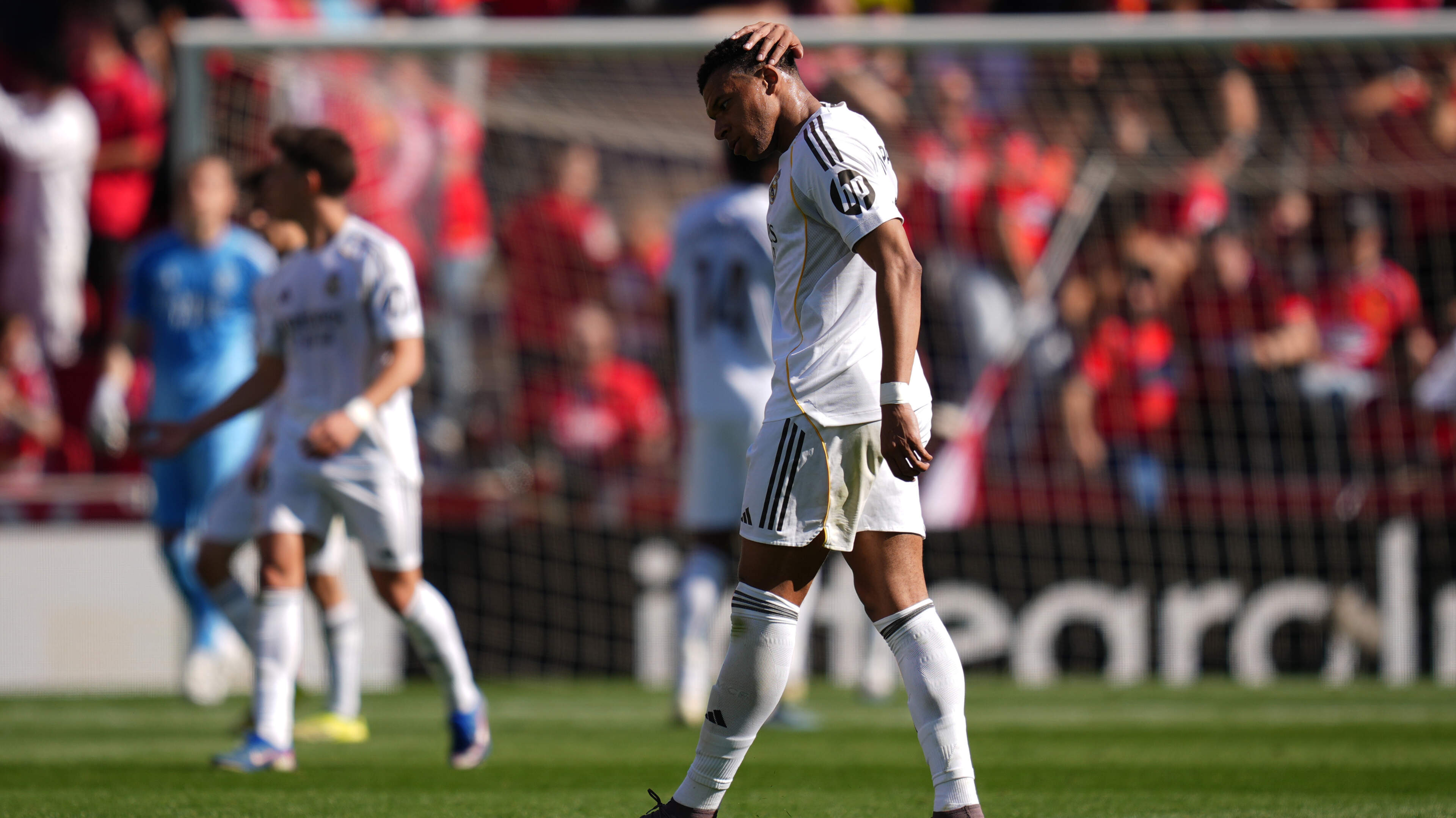 Real Madrid in blessuretijd onderuit bij Mallorca; tik in titelstrijd met Barcelona